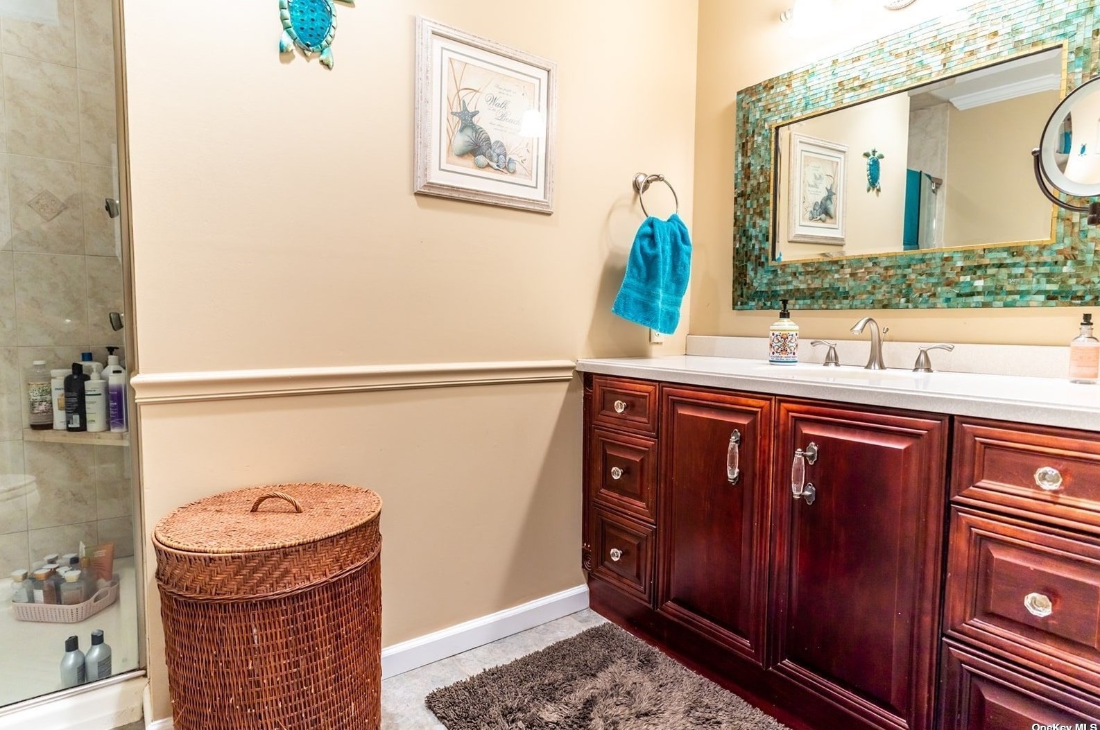 12 Oxbow Rd, Canaan Lake NY  11772-2230 exterior