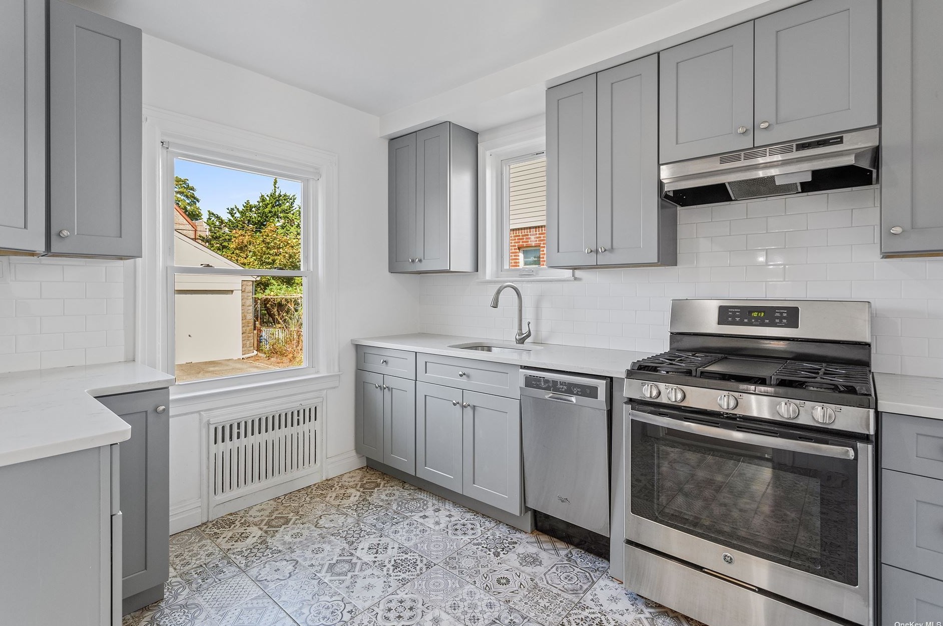 46-42 194th St, Flushing NY exterior