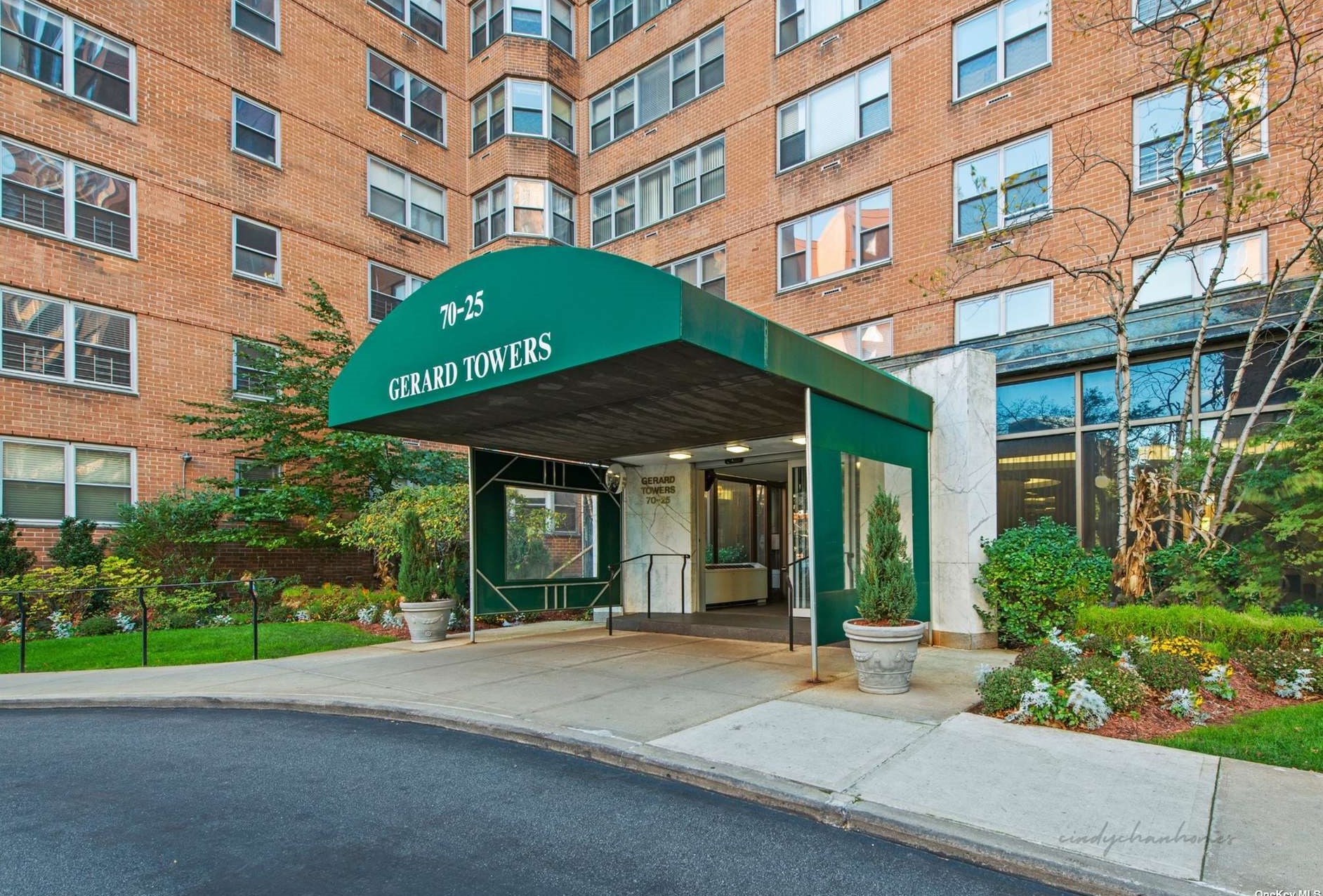 7025 Yellowstone Blvd, Flushing NY  11375-3164 exterior