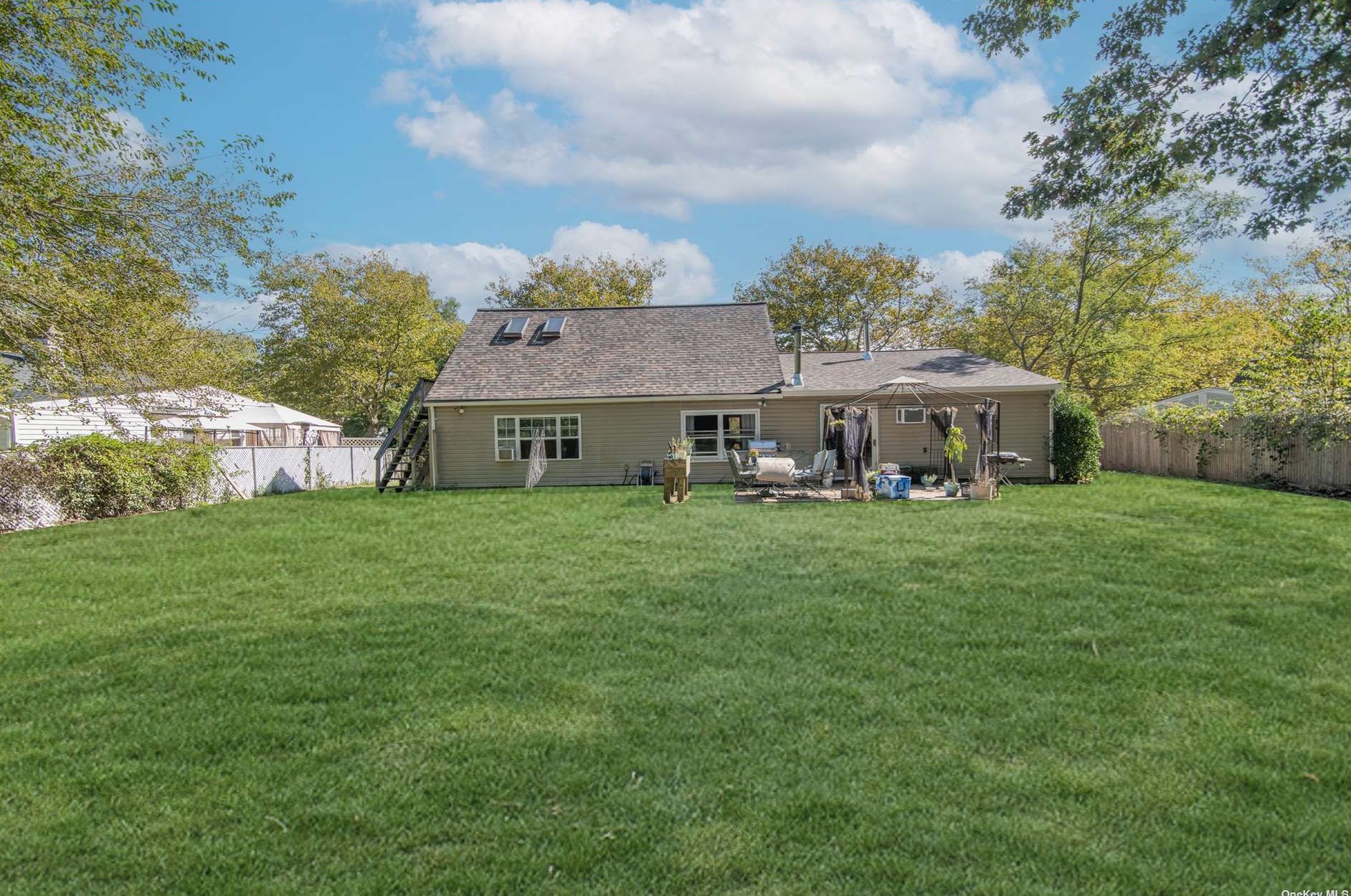 26 Vlg Dr, North Bellport NY  11713-1206 exterior