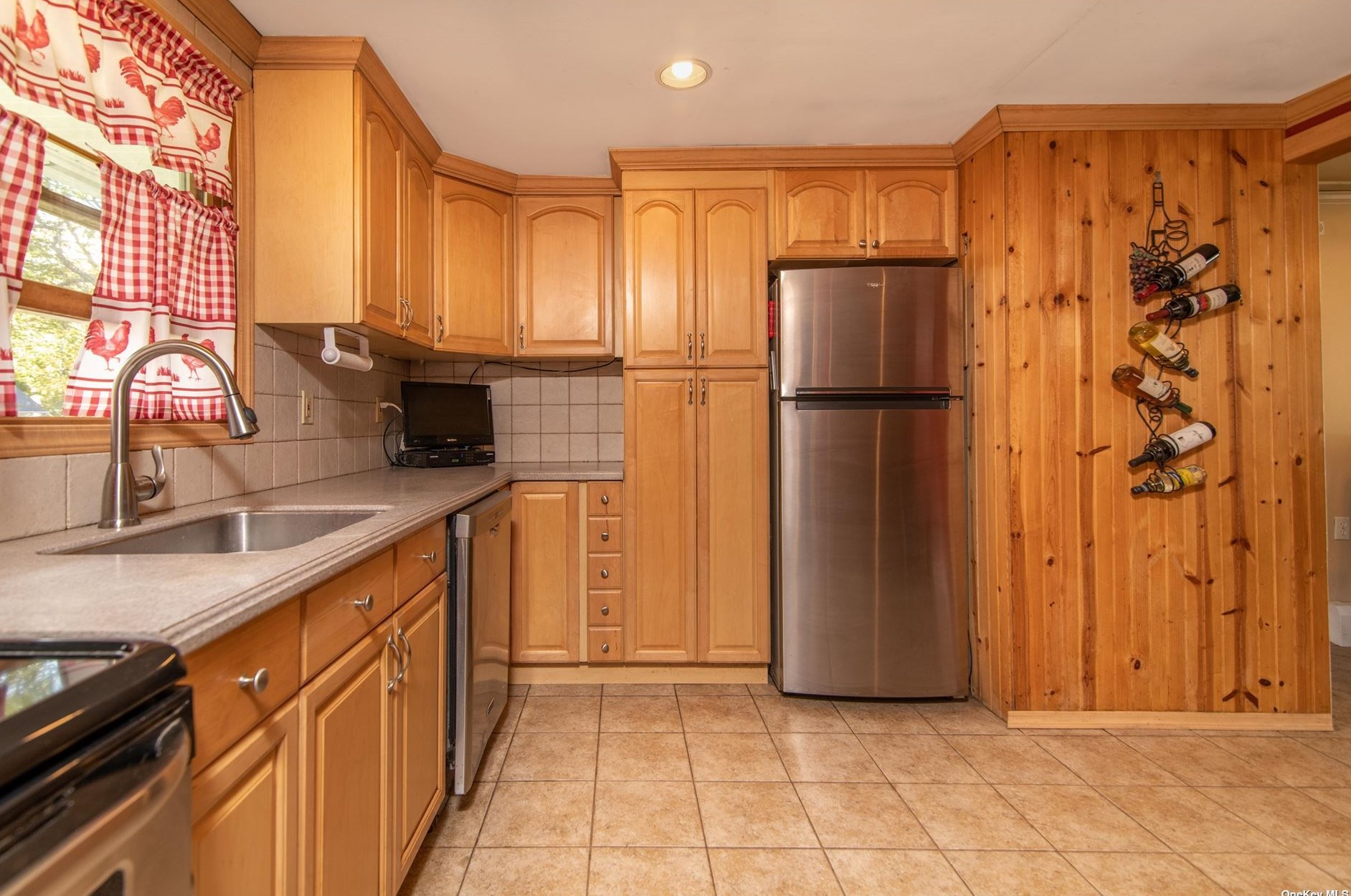 26 Vlg Dr, North Bellport NY  11713-1206 exterior