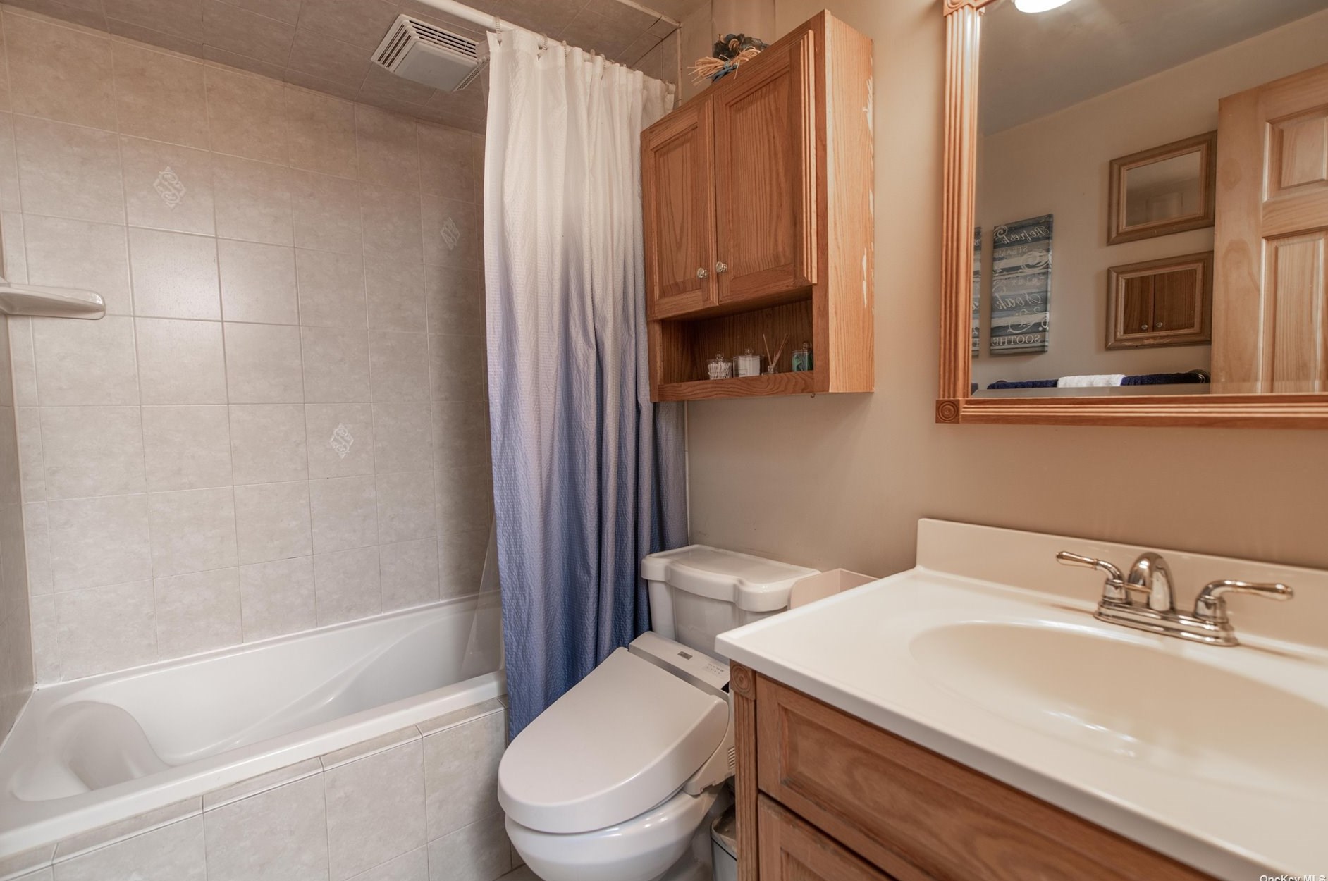 26 Vlg Dr, North Bellport NY  11713-1206 exterior