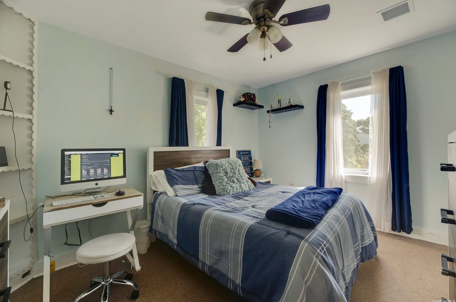 45 Ponquogue Ave, Hampton Bays NY  11946-1835 exterior