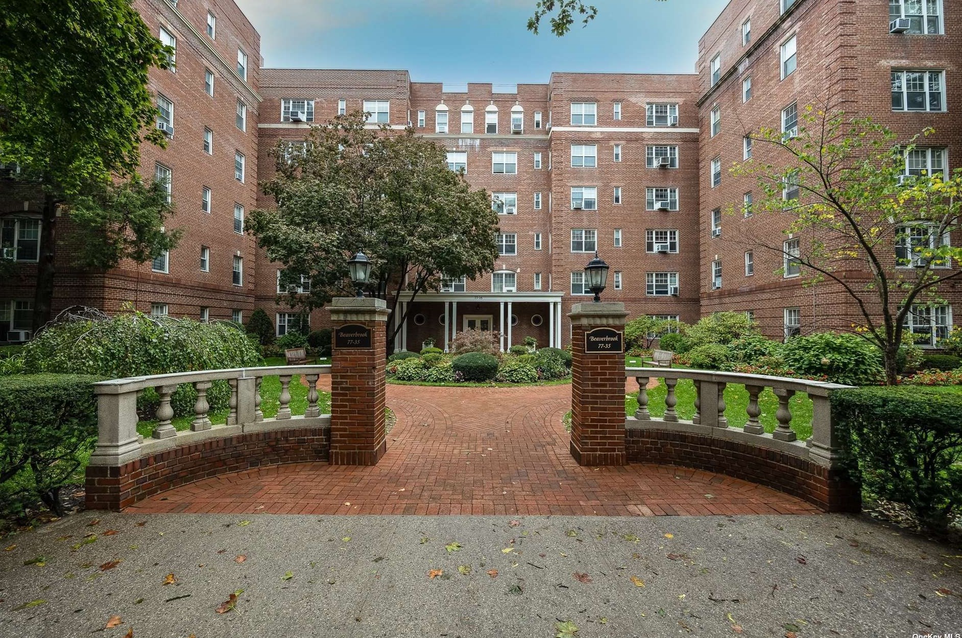 77-35 113th St, Flushing NY exterior