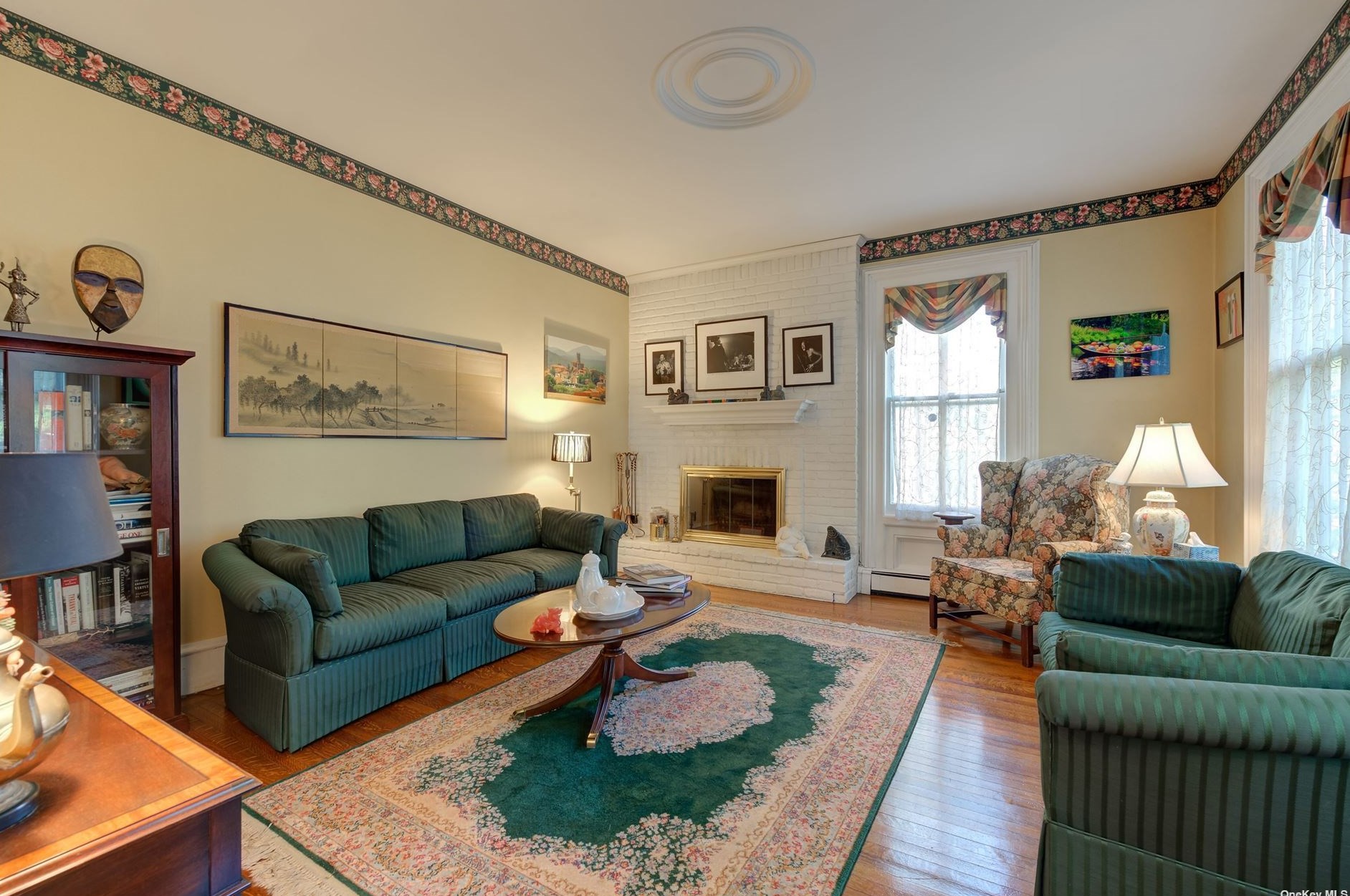 226 Main St, Cold Spring Harbor NY 11724-1411 exterior