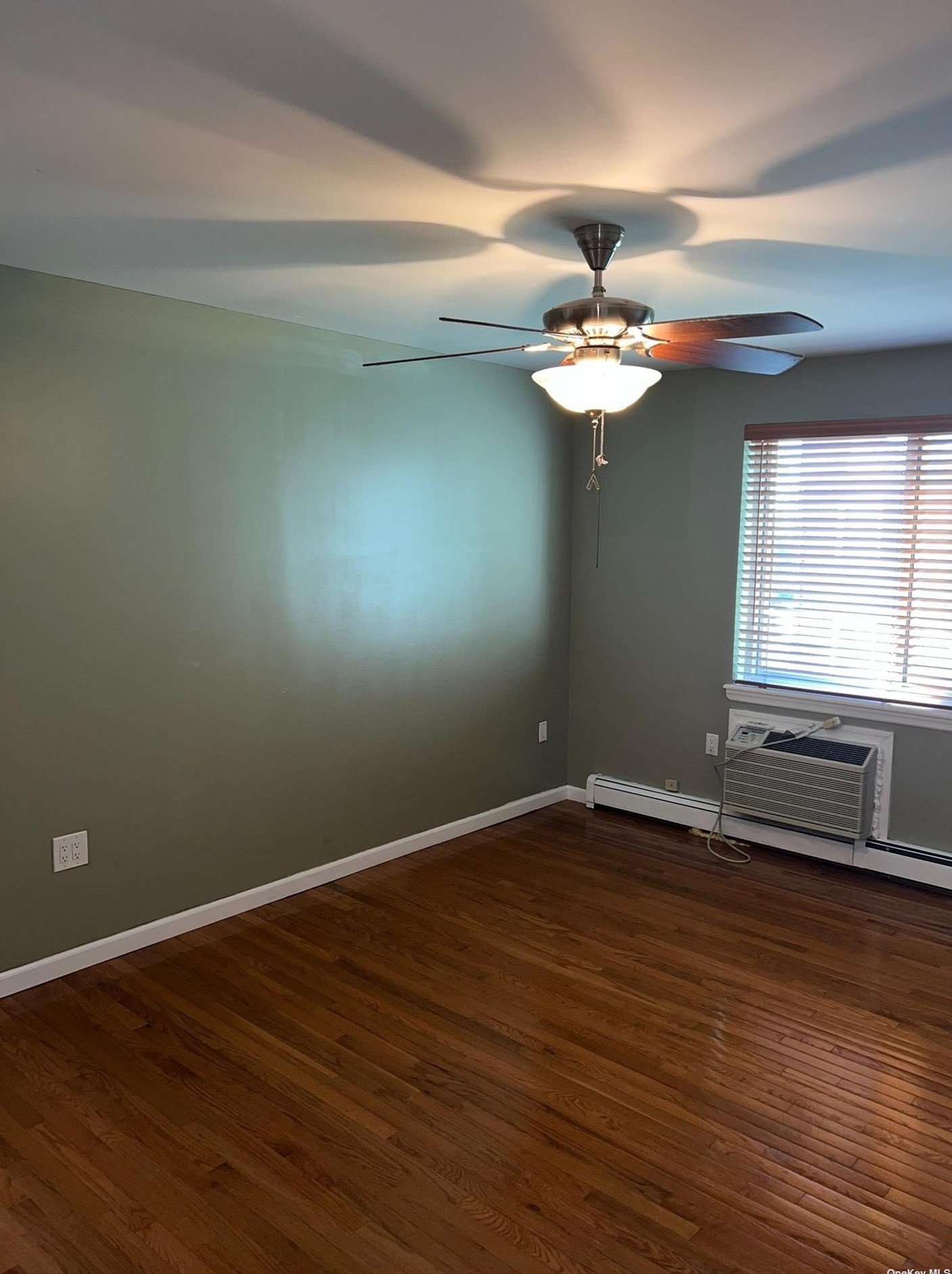 5 Paerdegat 7th St, Brooklyn NY  11236-4105 exterior