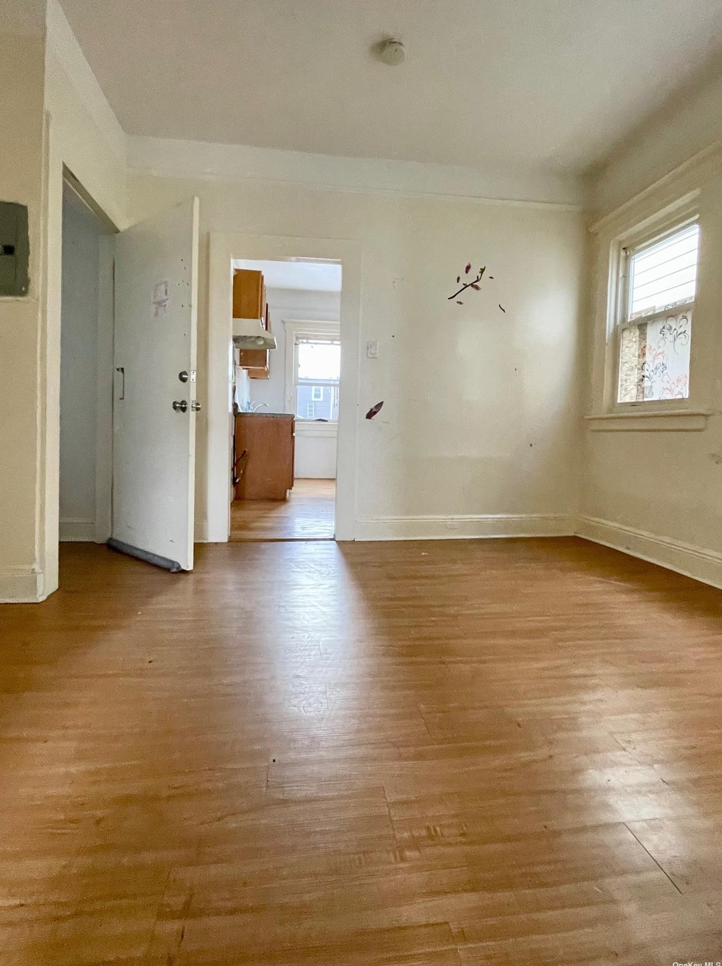 32-48 108th St, Flushing NY  11369-2524 exterior