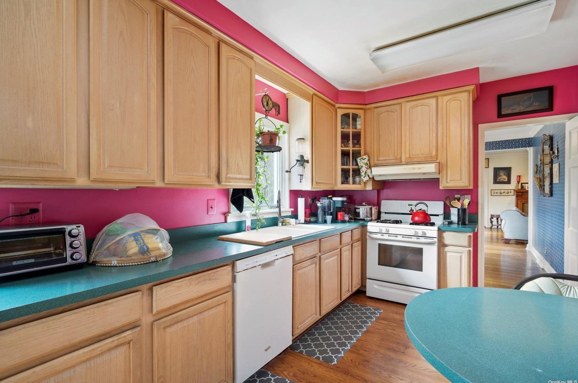 266 Beech St, East Atlantic Beach NY  11561-4225 exterior