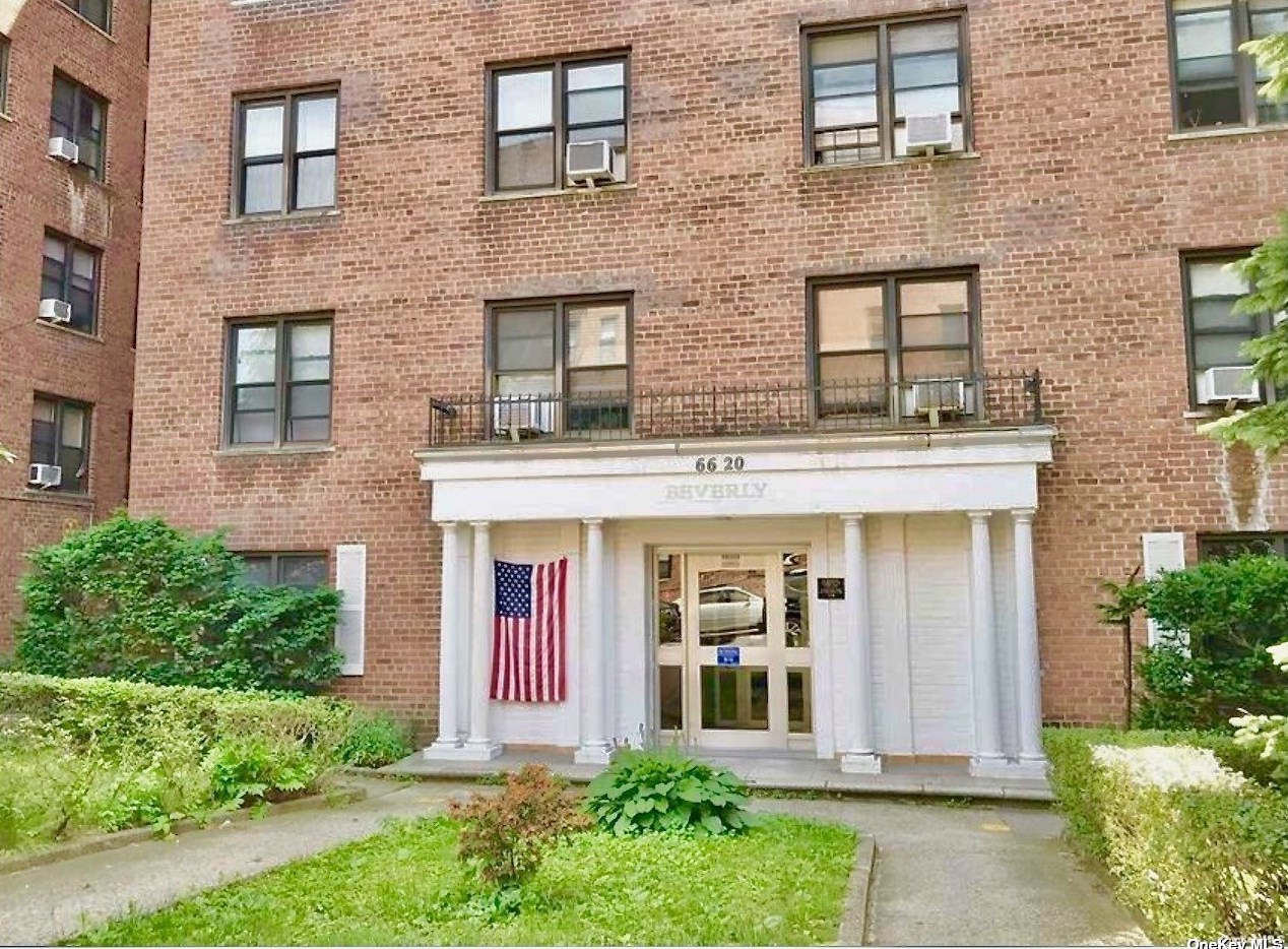 6620 Wetherole St, Flushing NY  11374-4636 exterior