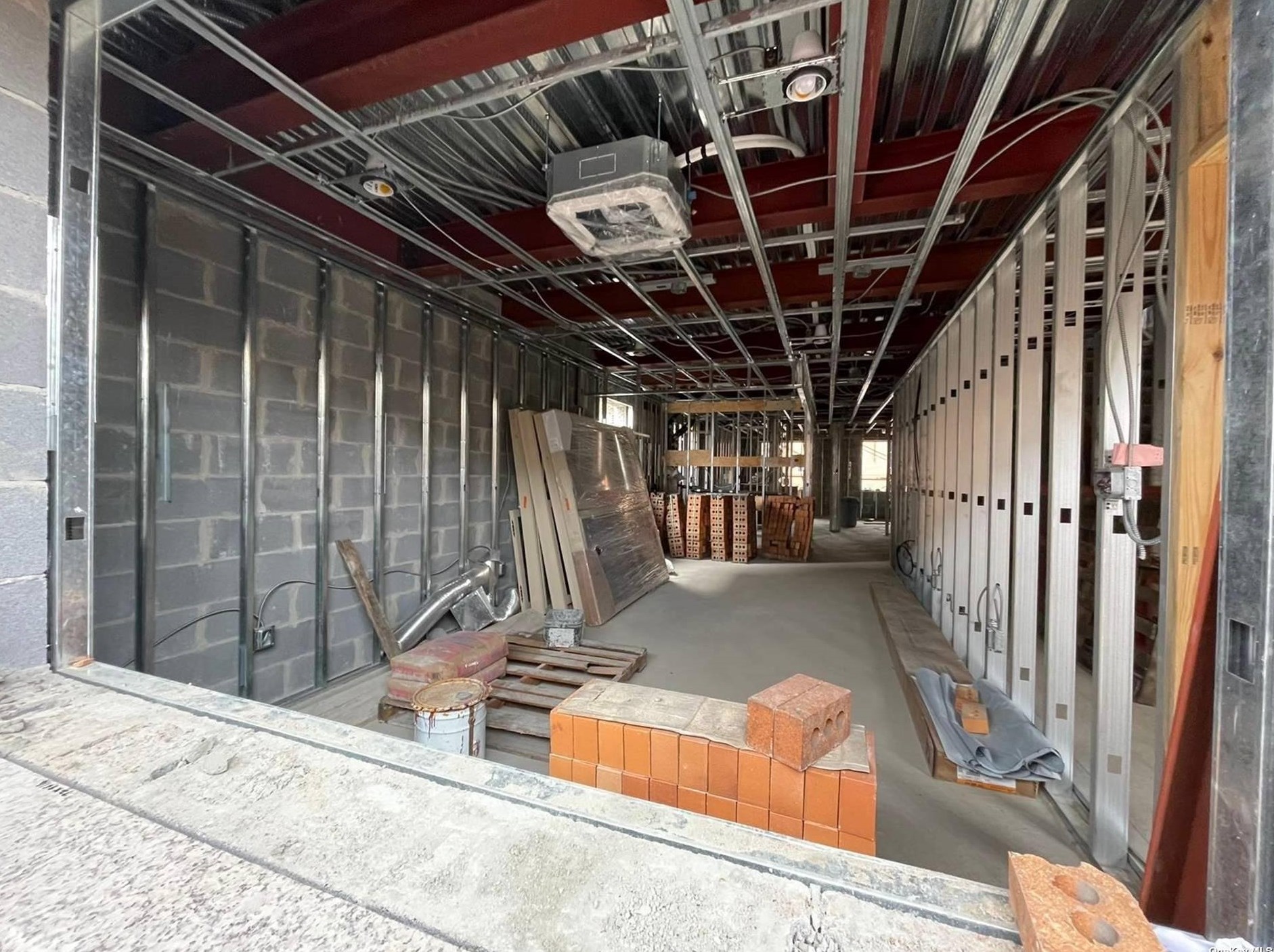 3953 57th St, Flushing NY 11377-3350 exterior