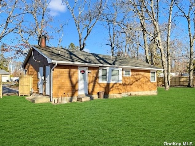 124 Carlton Dr, Smith Point NY  11967-1008 exterior