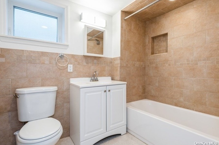 98 Georgia Ave, East Atlantic Beach NY  11561-1237 exterior