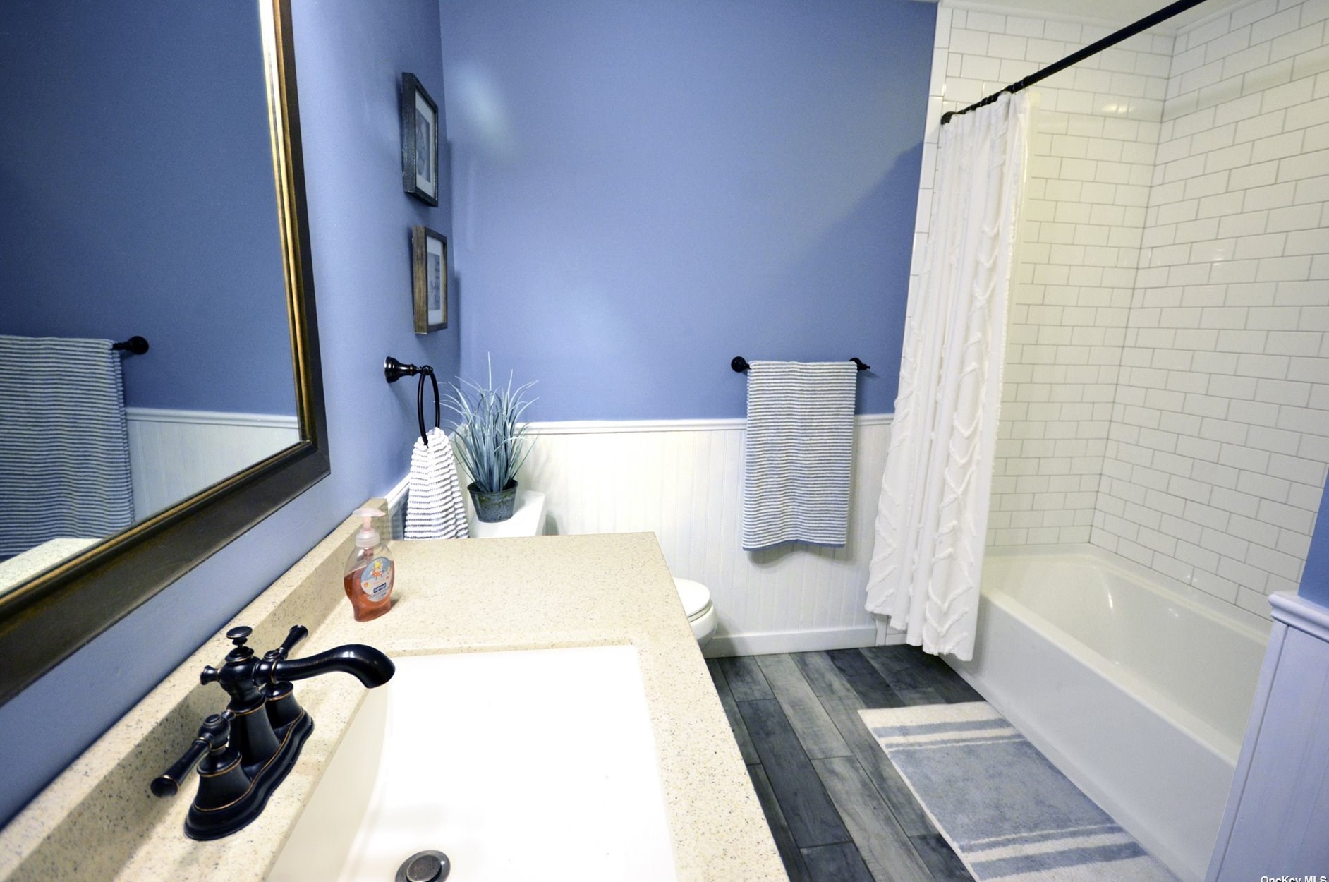 7 Picadilly Ct, Rock Hill NY  12775-6435 exterior