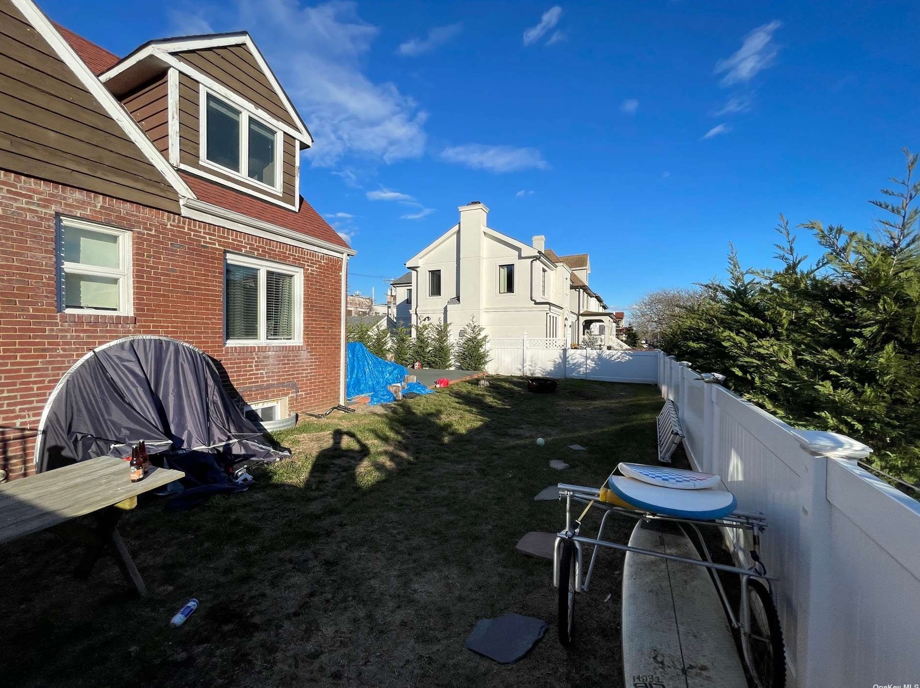 171 Walnut St, East Atlantic Beach NY  11561-3315 exterior