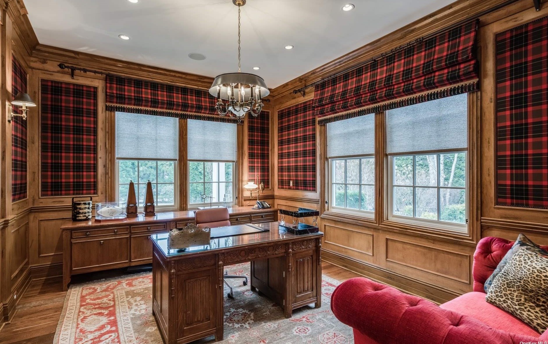 29 The Maples, East Hills NY  11576-1921 exterior