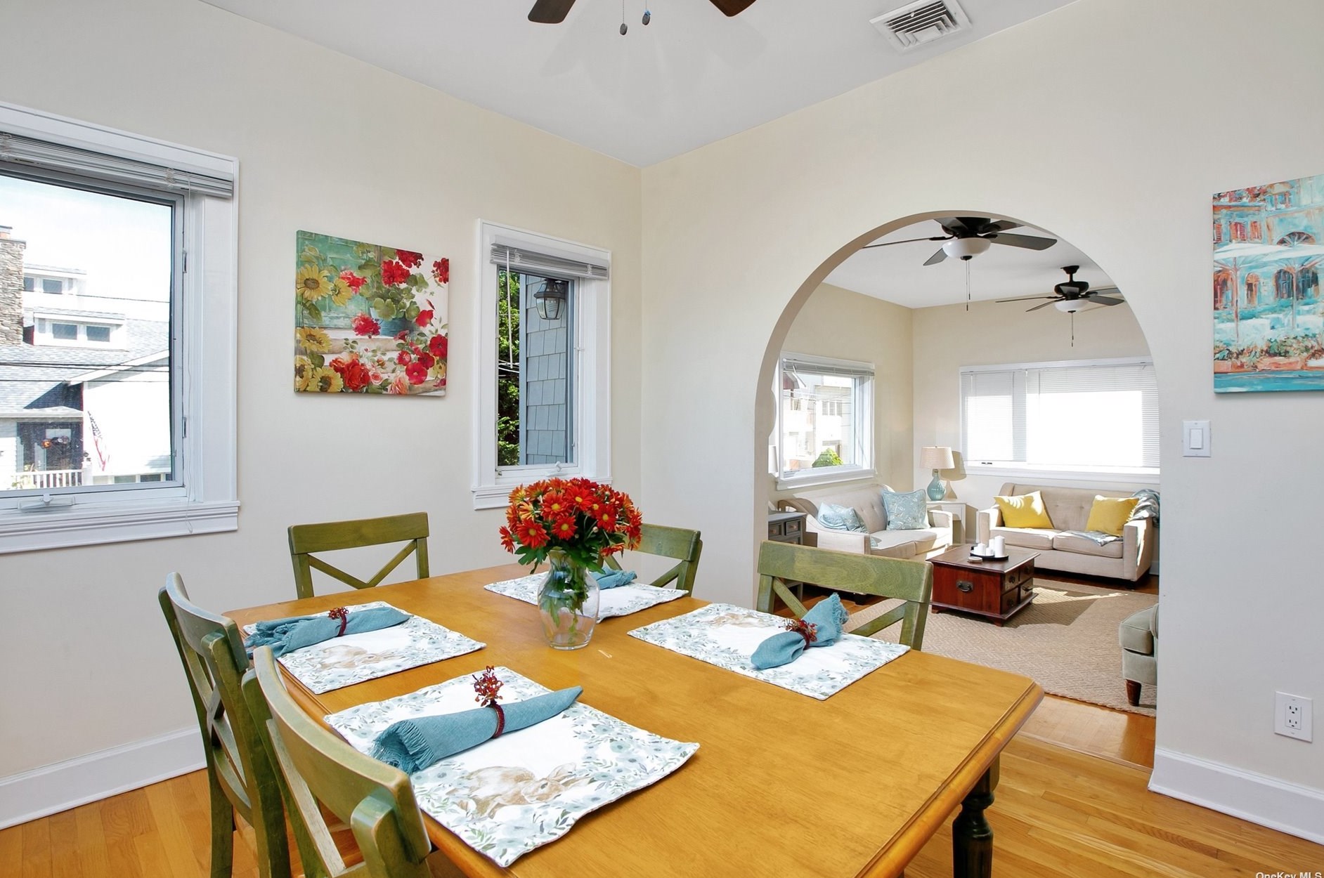 12 Bath St, East Atlantic Beach NY  11561-5007 exterior