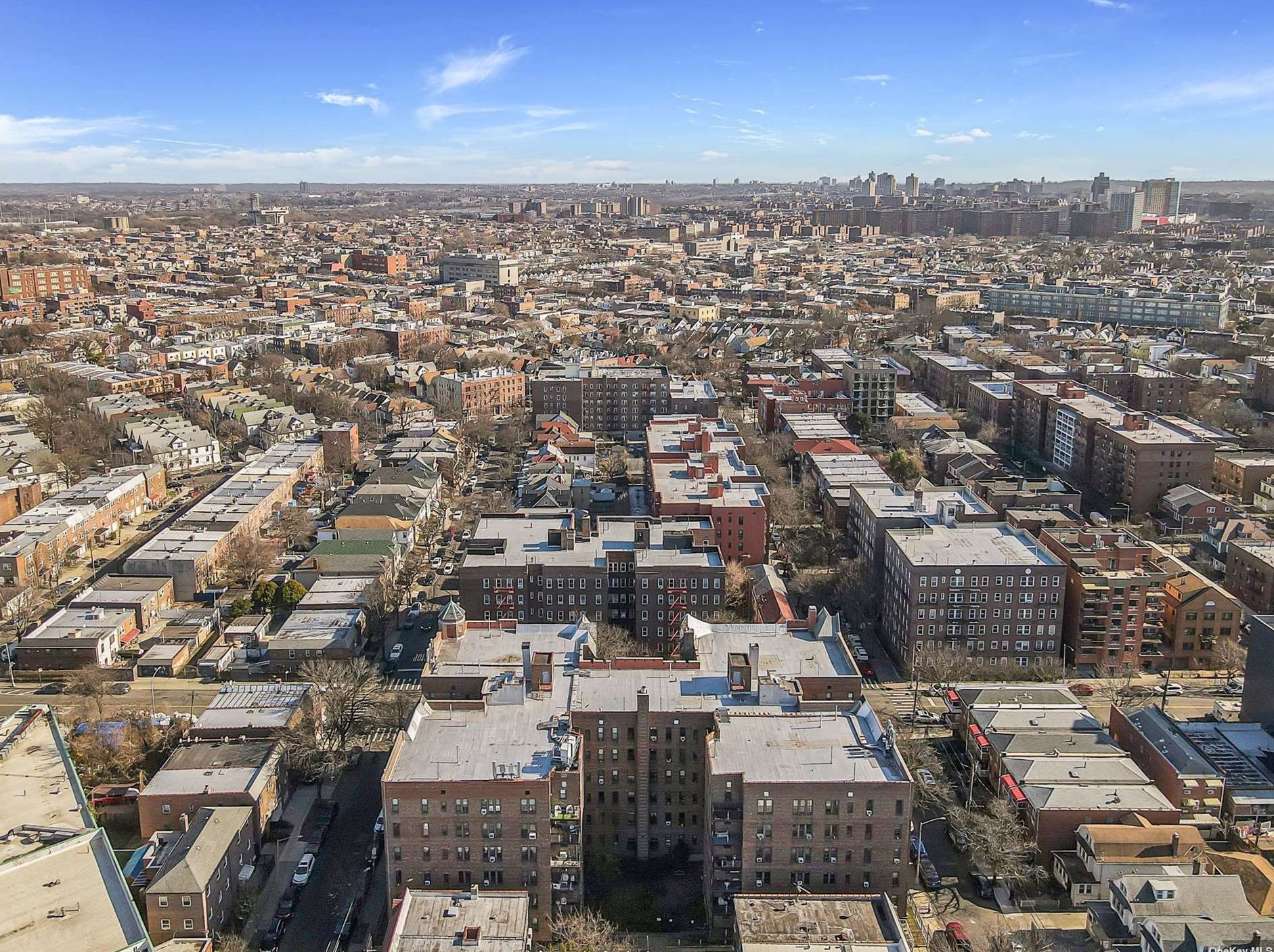 92-05 Whitney Ave, Flushing NY  exterior