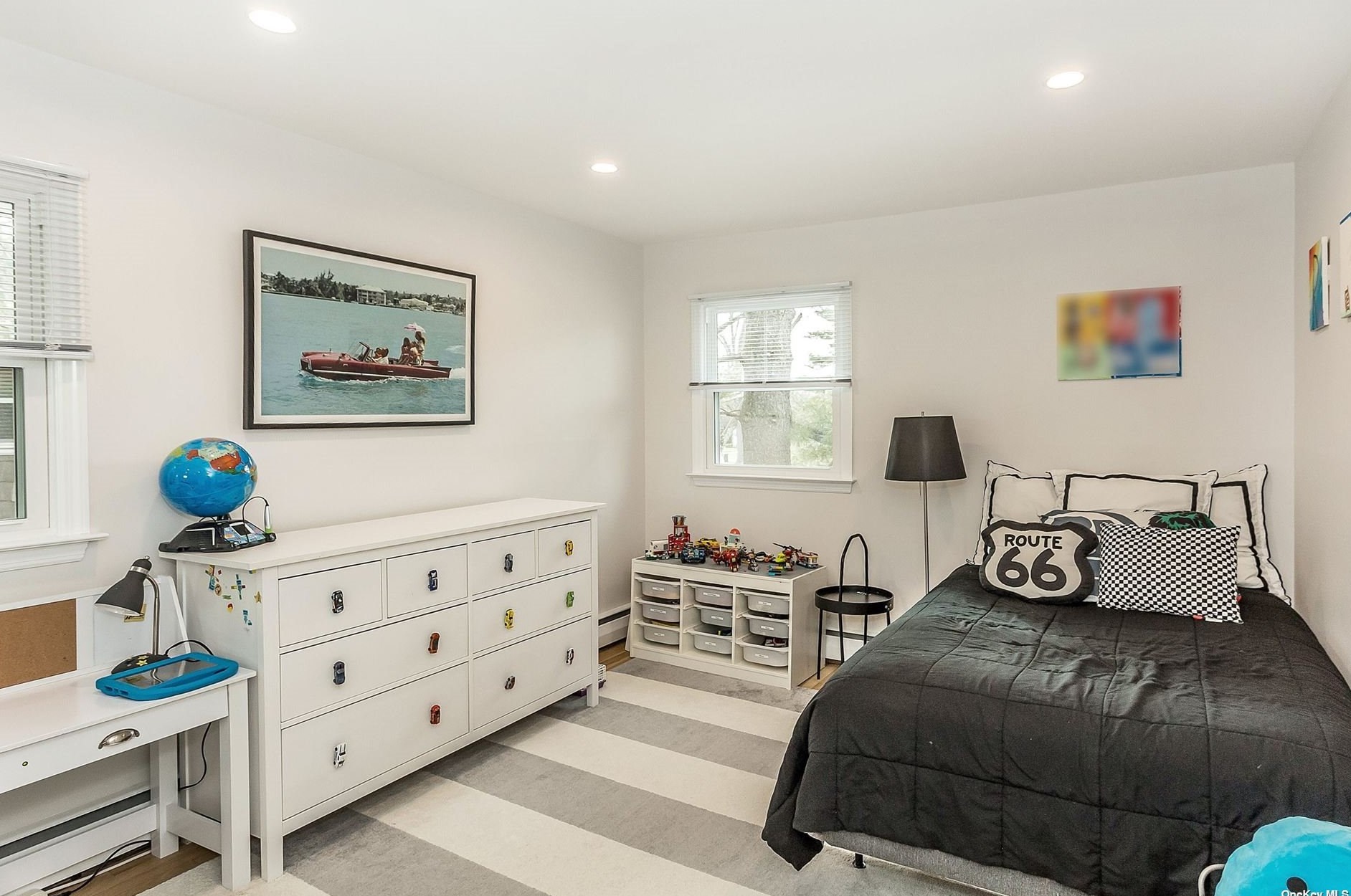 46 Roger Dr, Port Washington NY  11050-2528 exterior