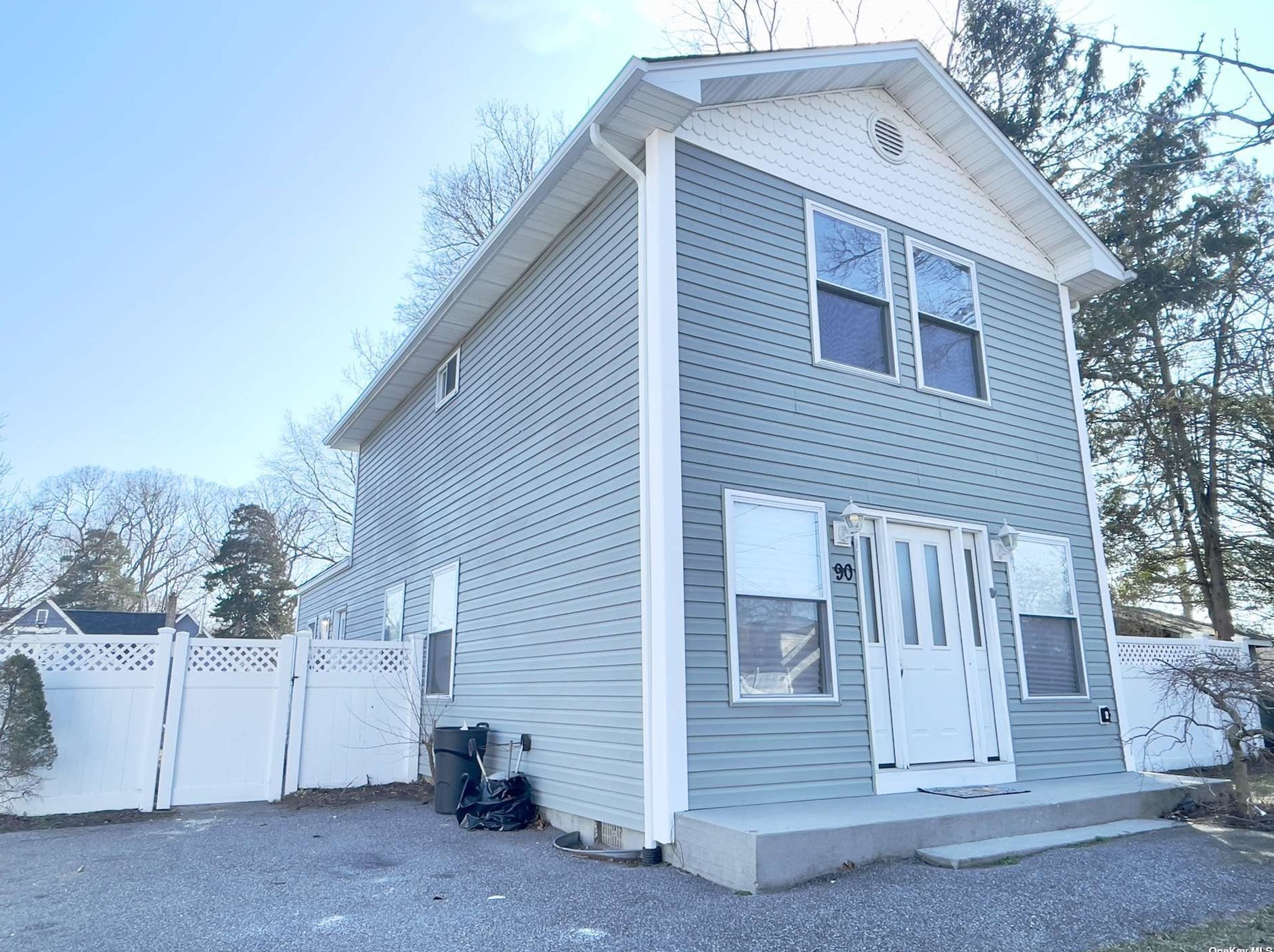 90 Wyona Ave, Selden NY  11784-3229 exterior