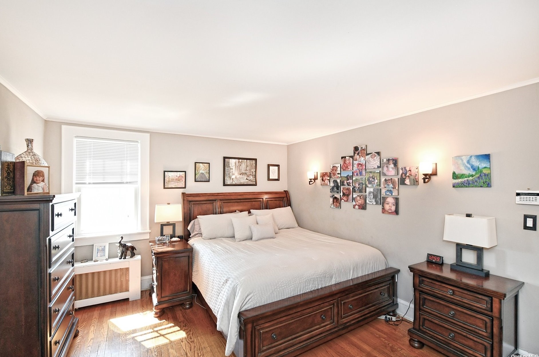 49 Hollywood Ct, Rockville Centre NY  11570-2015 exterior