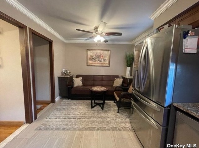 23-44 White Oak Ct, Flushing NY  11370 exterior