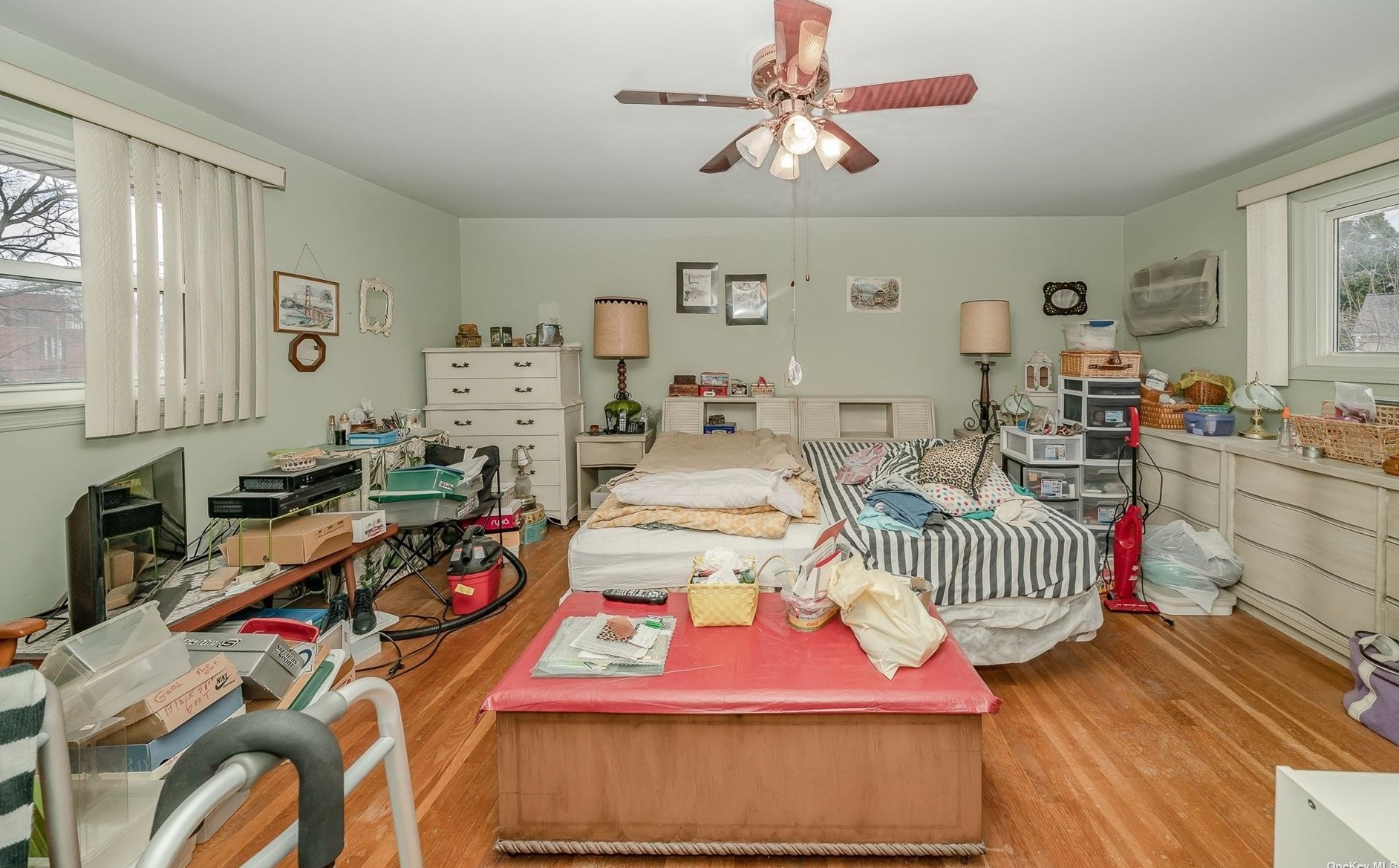 2362 Cp Ave, North Merrick NY 11566-2519 exterior