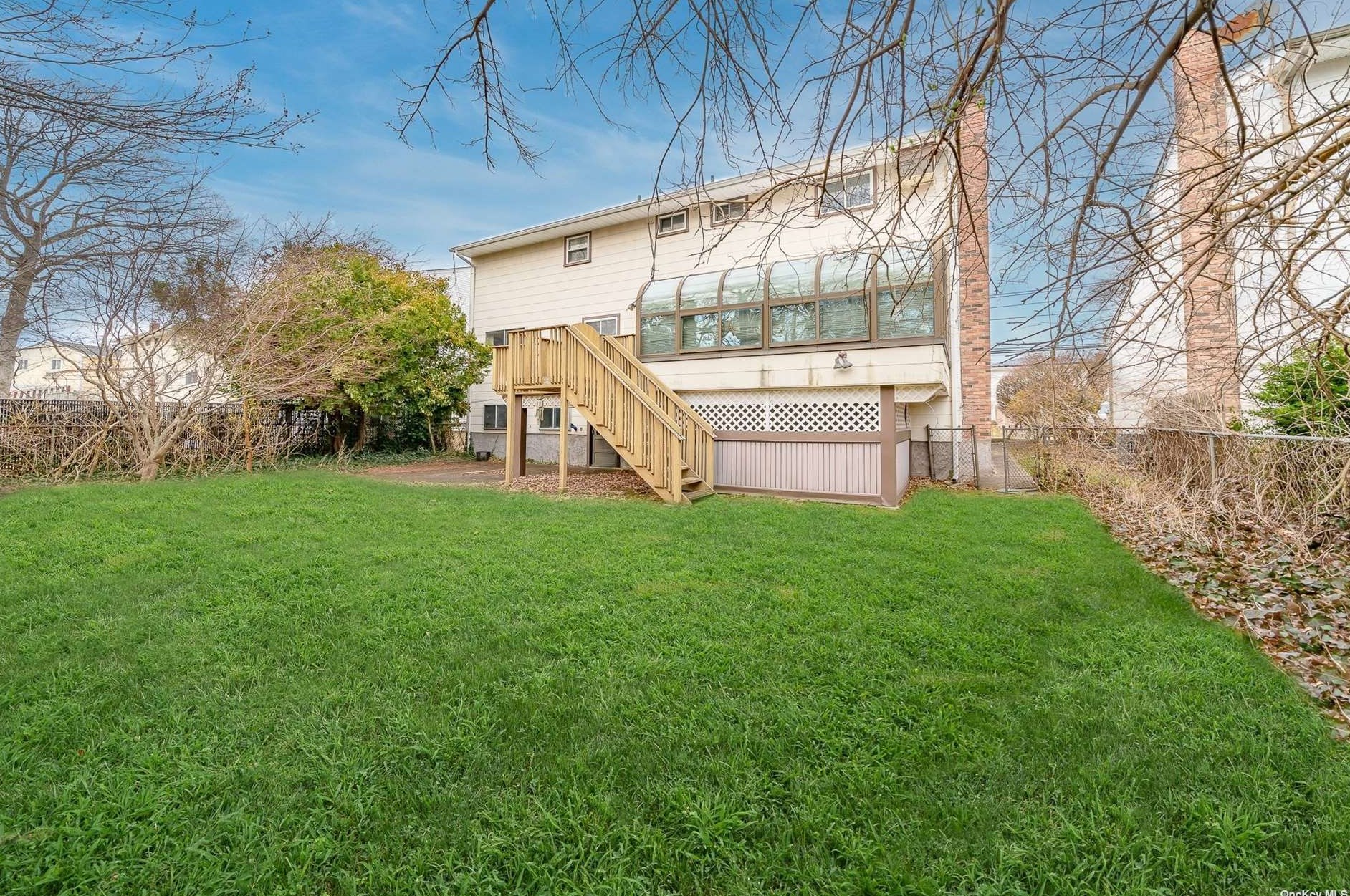 2362 Cp Ave, North Merrick NY 11566-2519 exterior