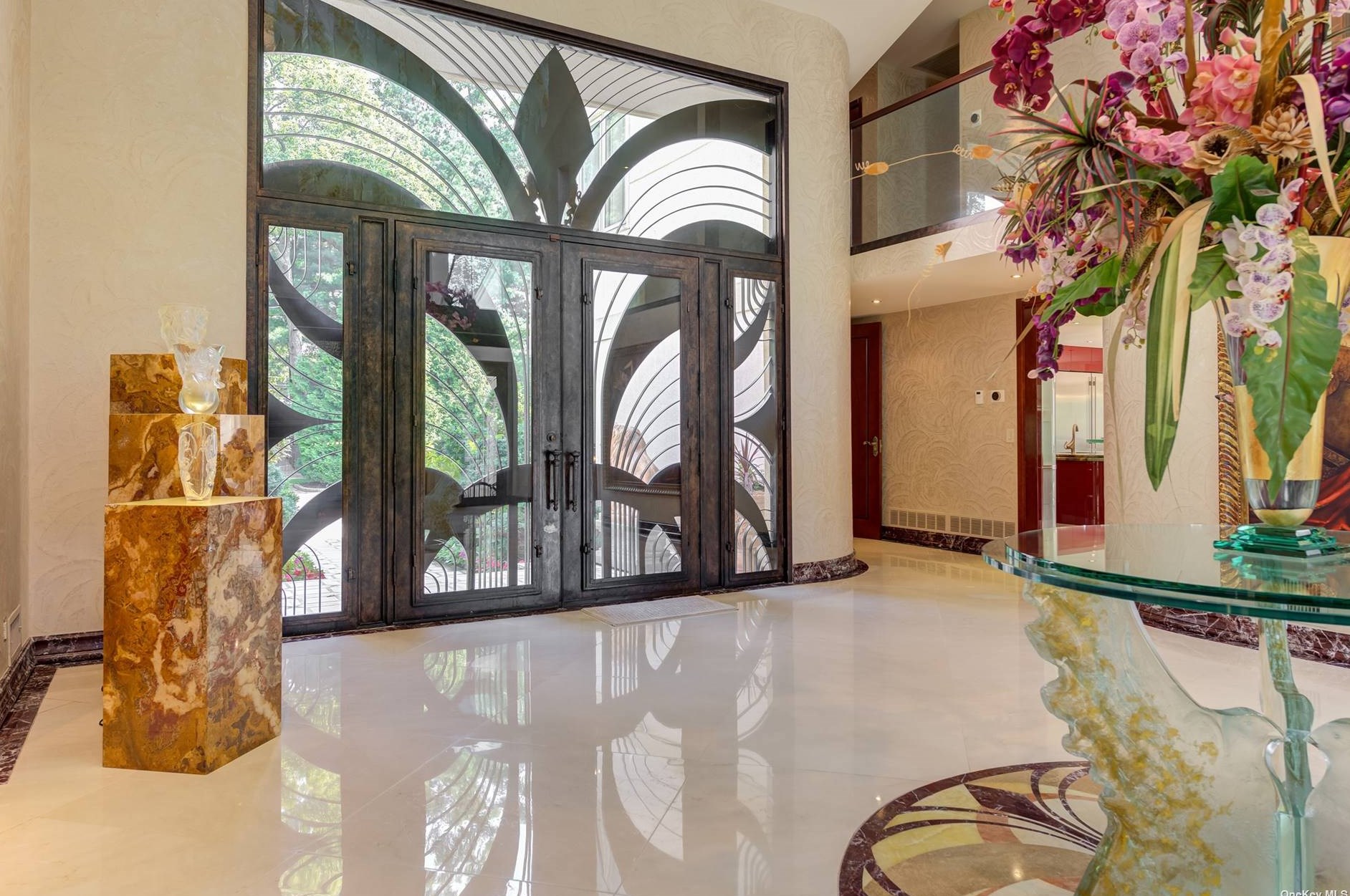 415 Berry Hill Rd, Syosset NY  11791-1104 exterior