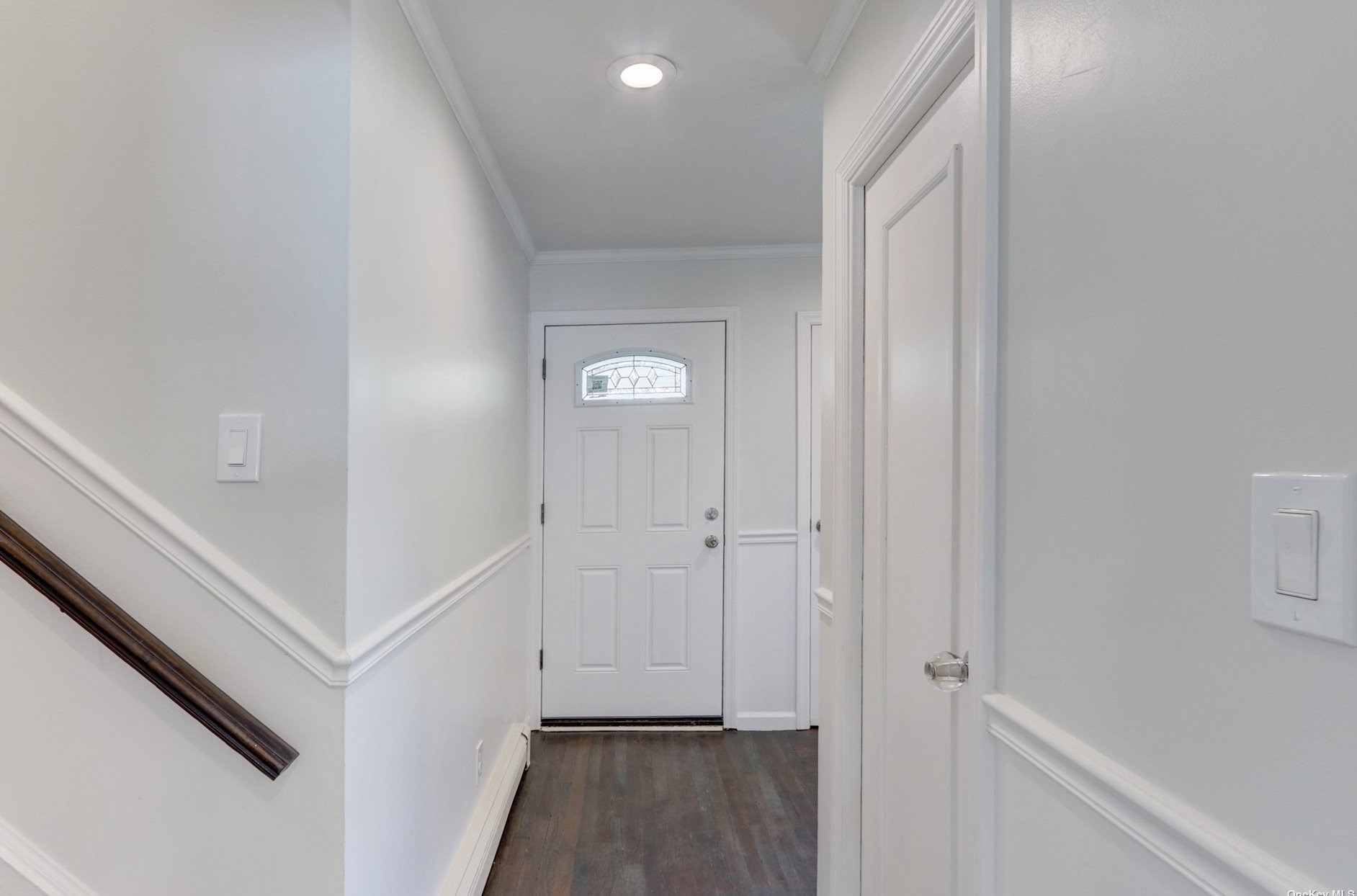 95 Henrietta Ave, Rockville Centre NY  11572-5009 exterior