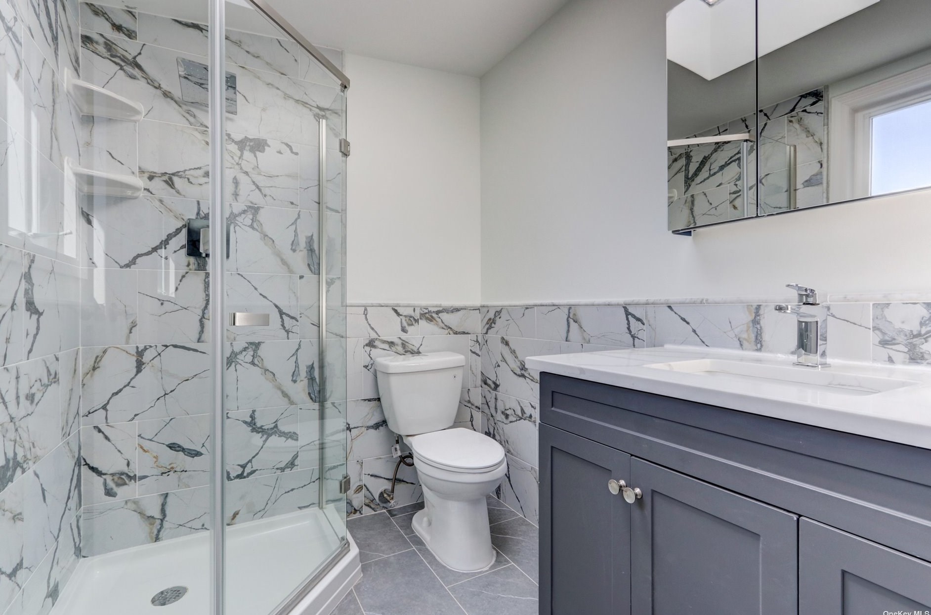 95 Henrietta Ave, Rockville Centre NY  11572-5009 exterior