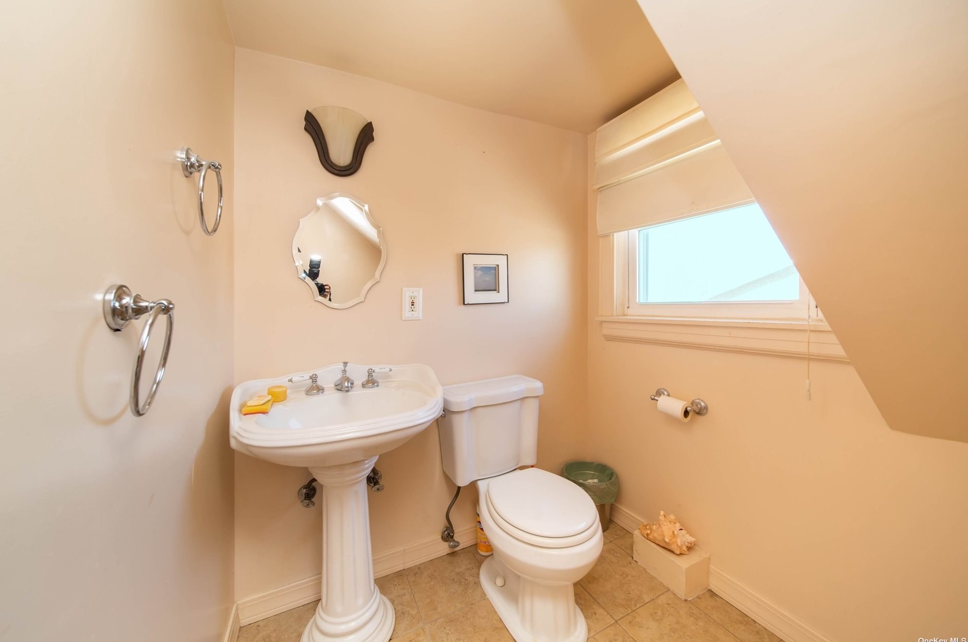 1235 120th St, Flushing NY 11356-1652 exterior