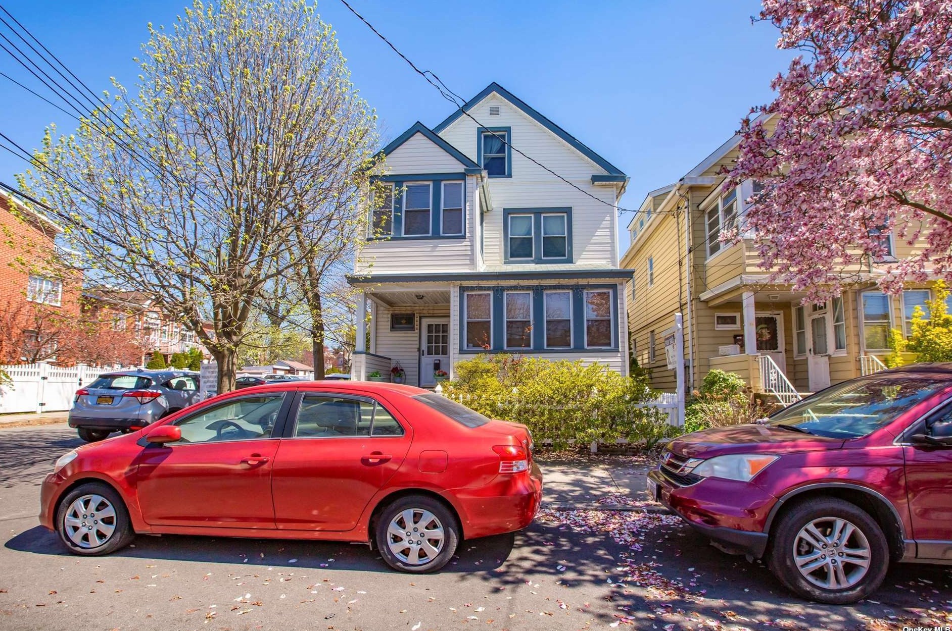 1235 120th St, Flushing NY 11356-1652 exterior