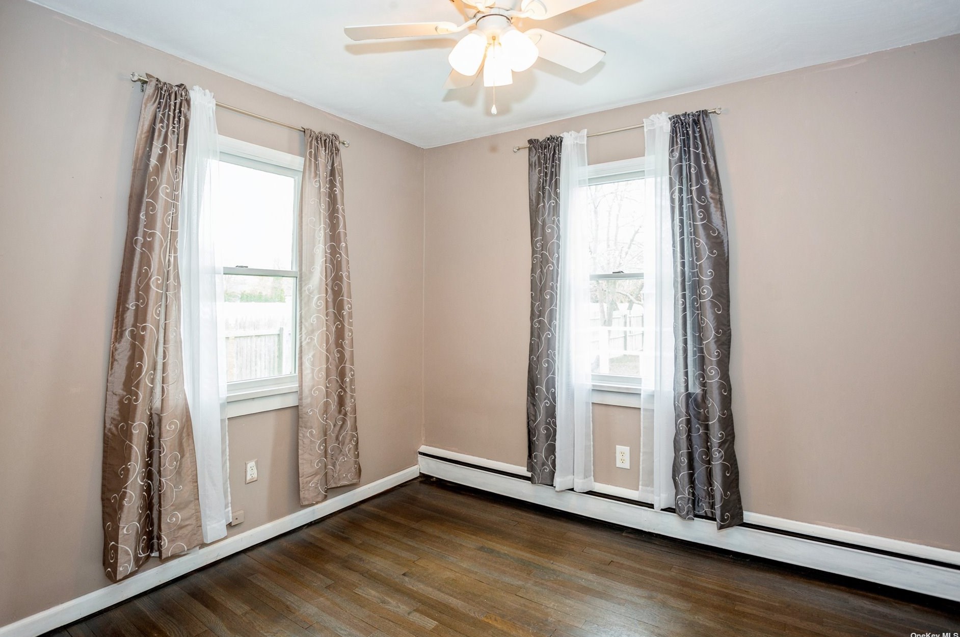141 Chapel Ave, Canaan Lake NY  11772-5789 exterior