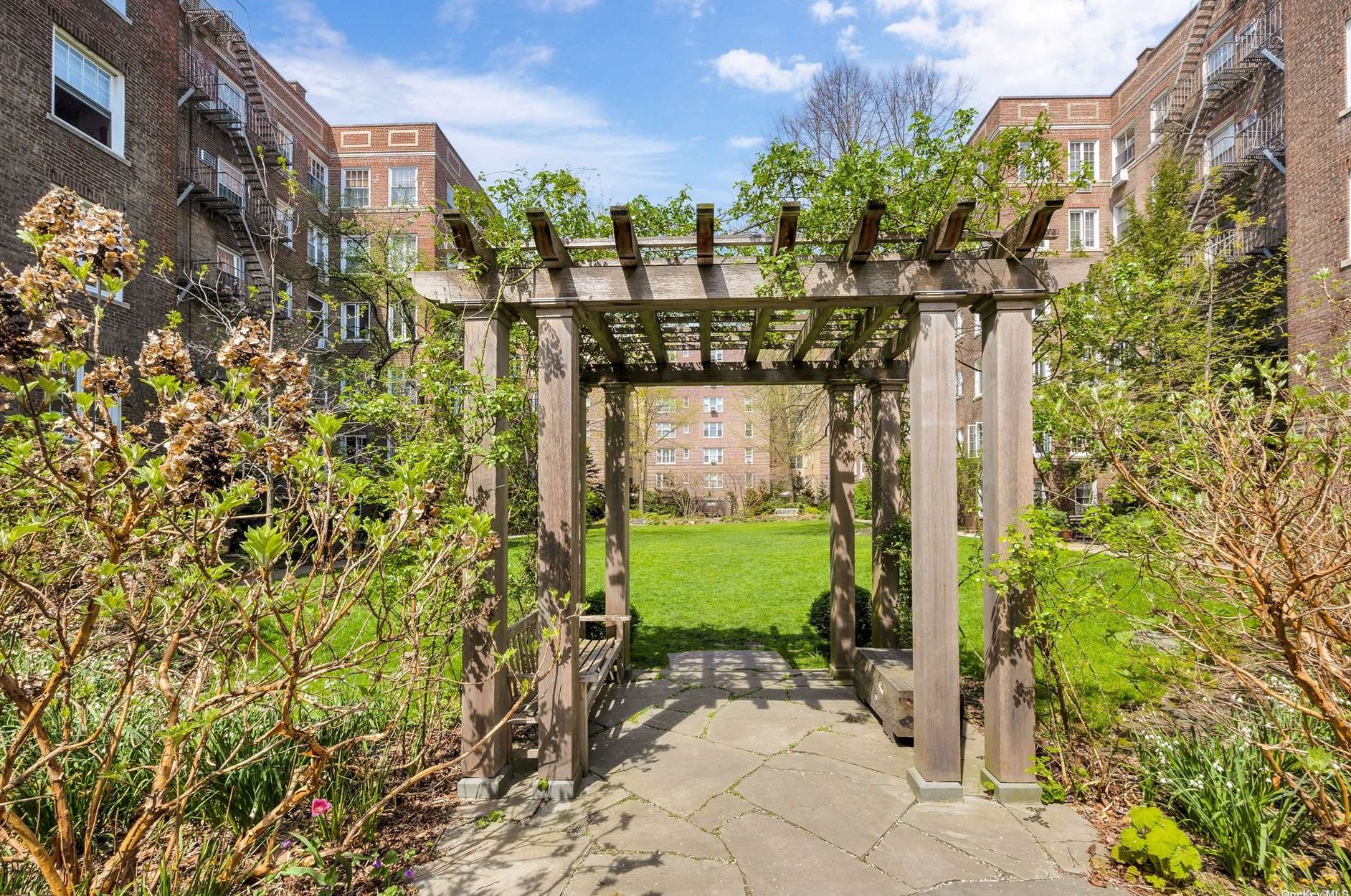 35-27 76th St, Flushing NY exterior