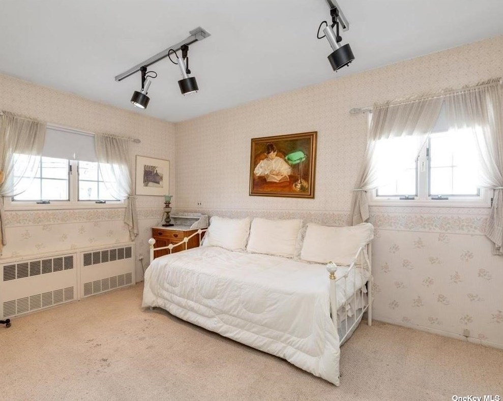 3017 Wynsum Ave, North Merrick NY  11566-5414 exterior