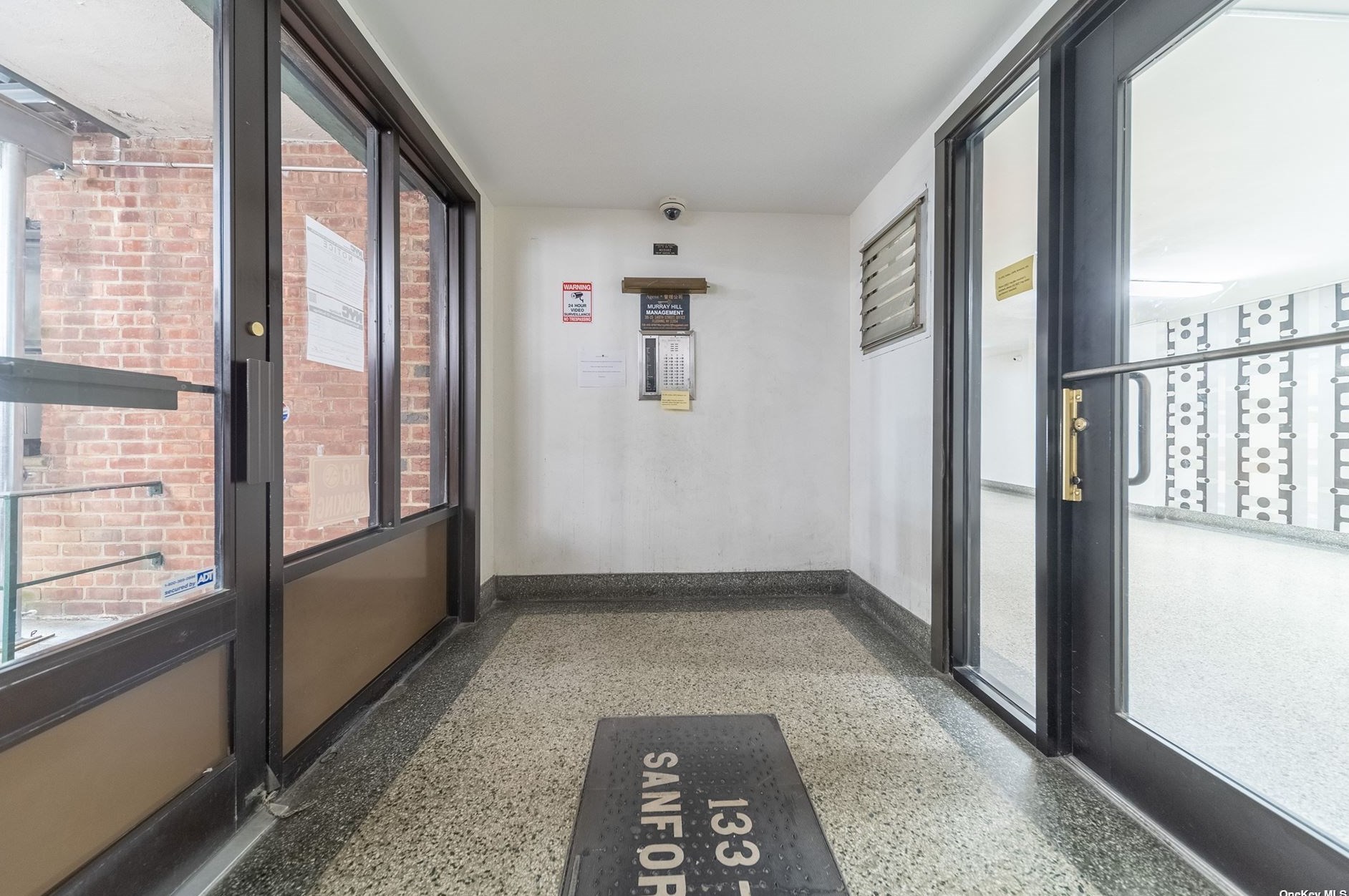 133-27 Sanford Ave, Flushing NY exterior