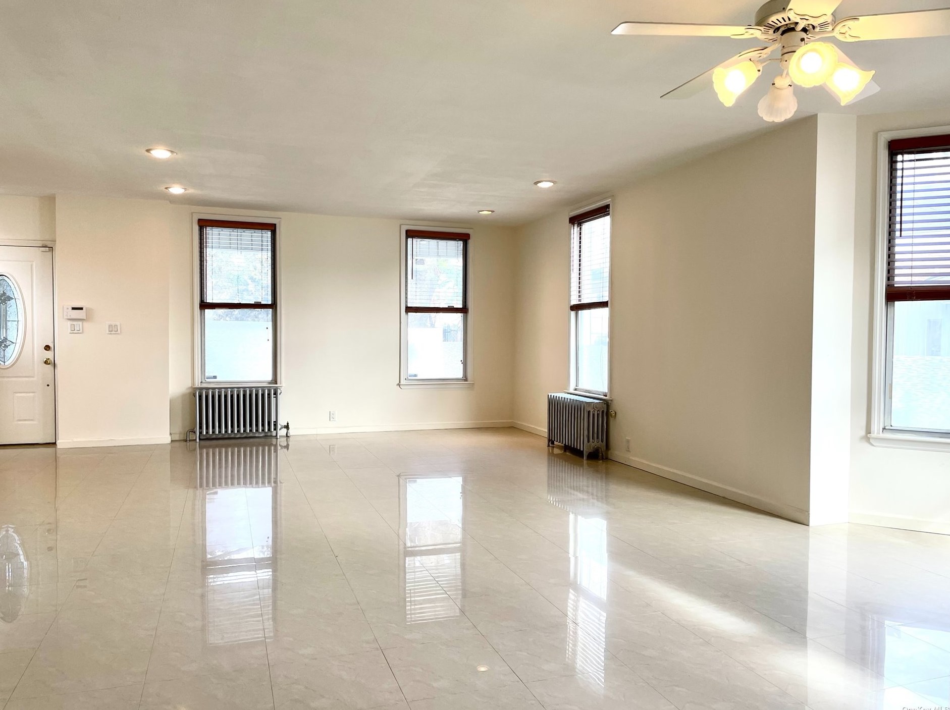 44-06 Jessie Ct, Flushing NY  11363-1925 exterior