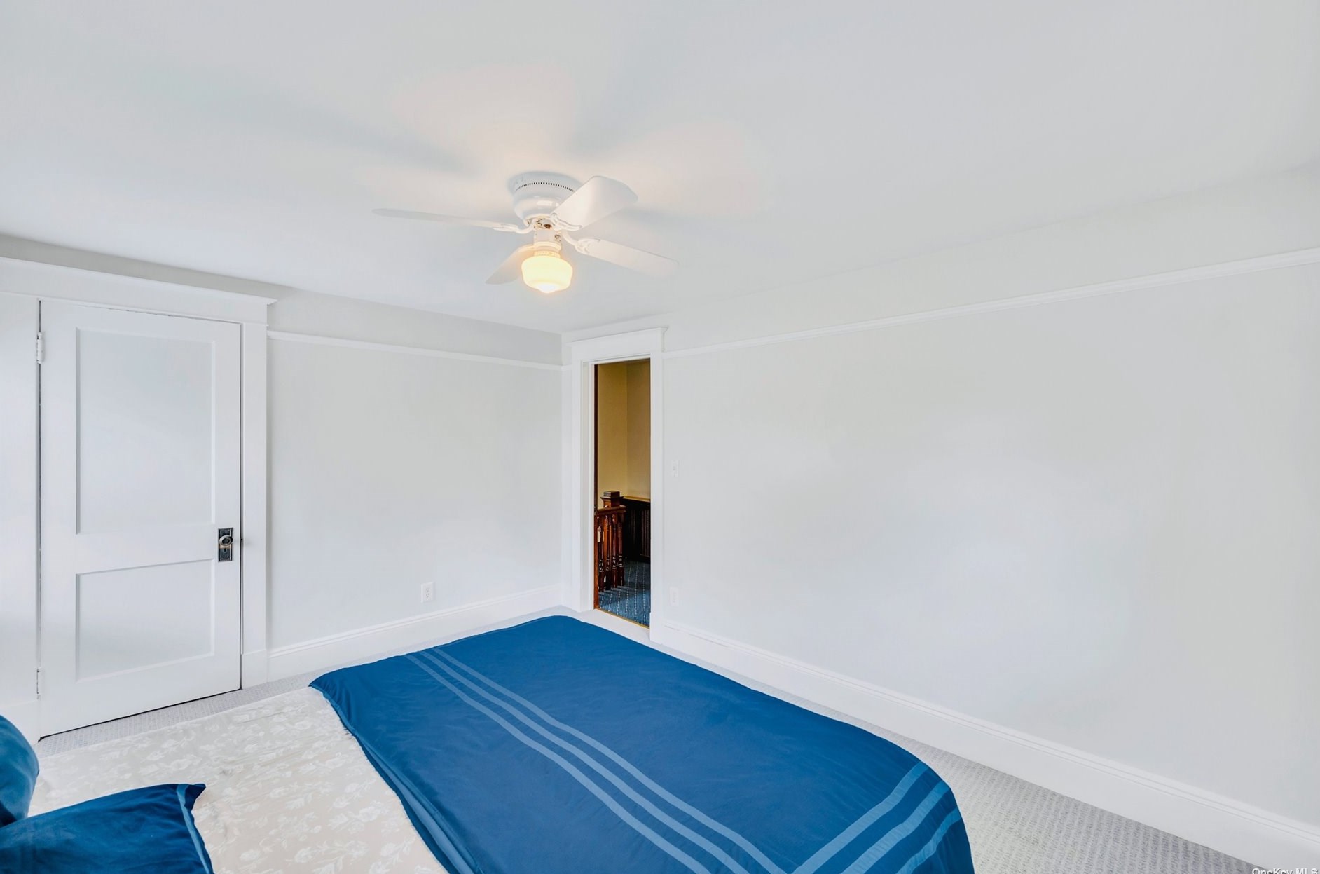 35 Mckinley Ave, Hicksville NY  11801-3123 exterior