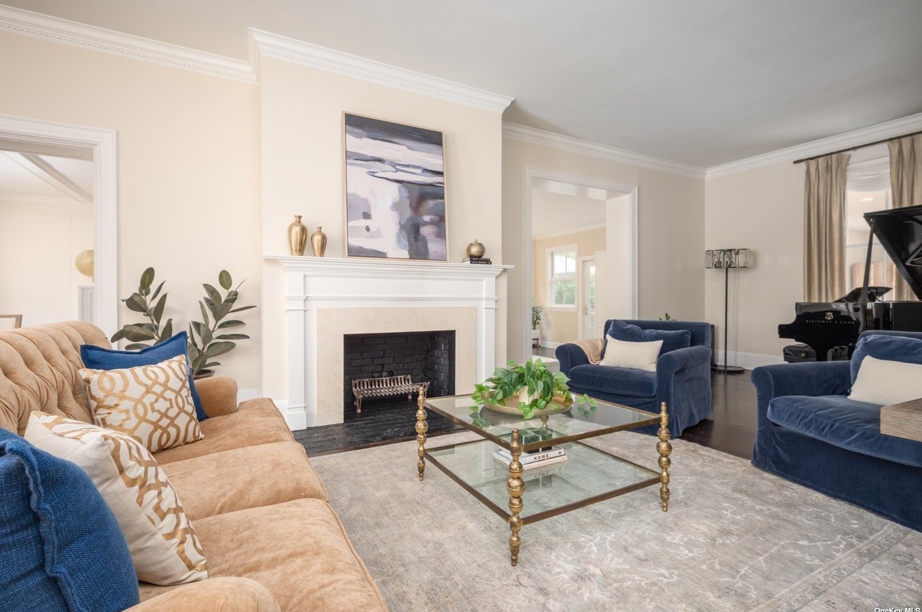 95 9th St, Garden City NY  11530-2815 exterior