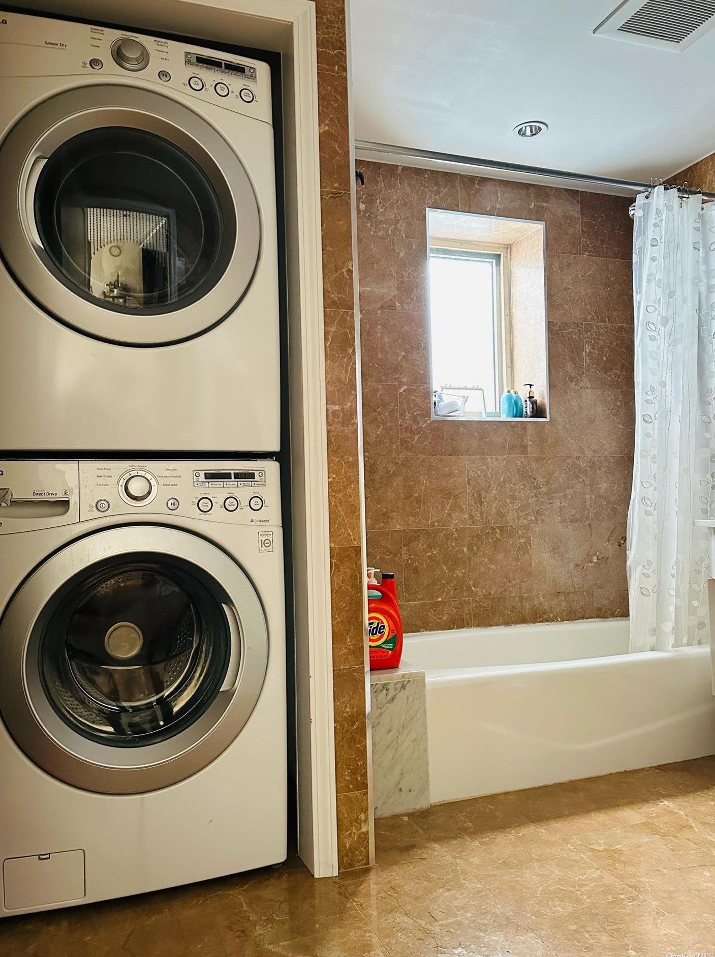 3226 Union St, Flushing NY 11354-3090 exterior