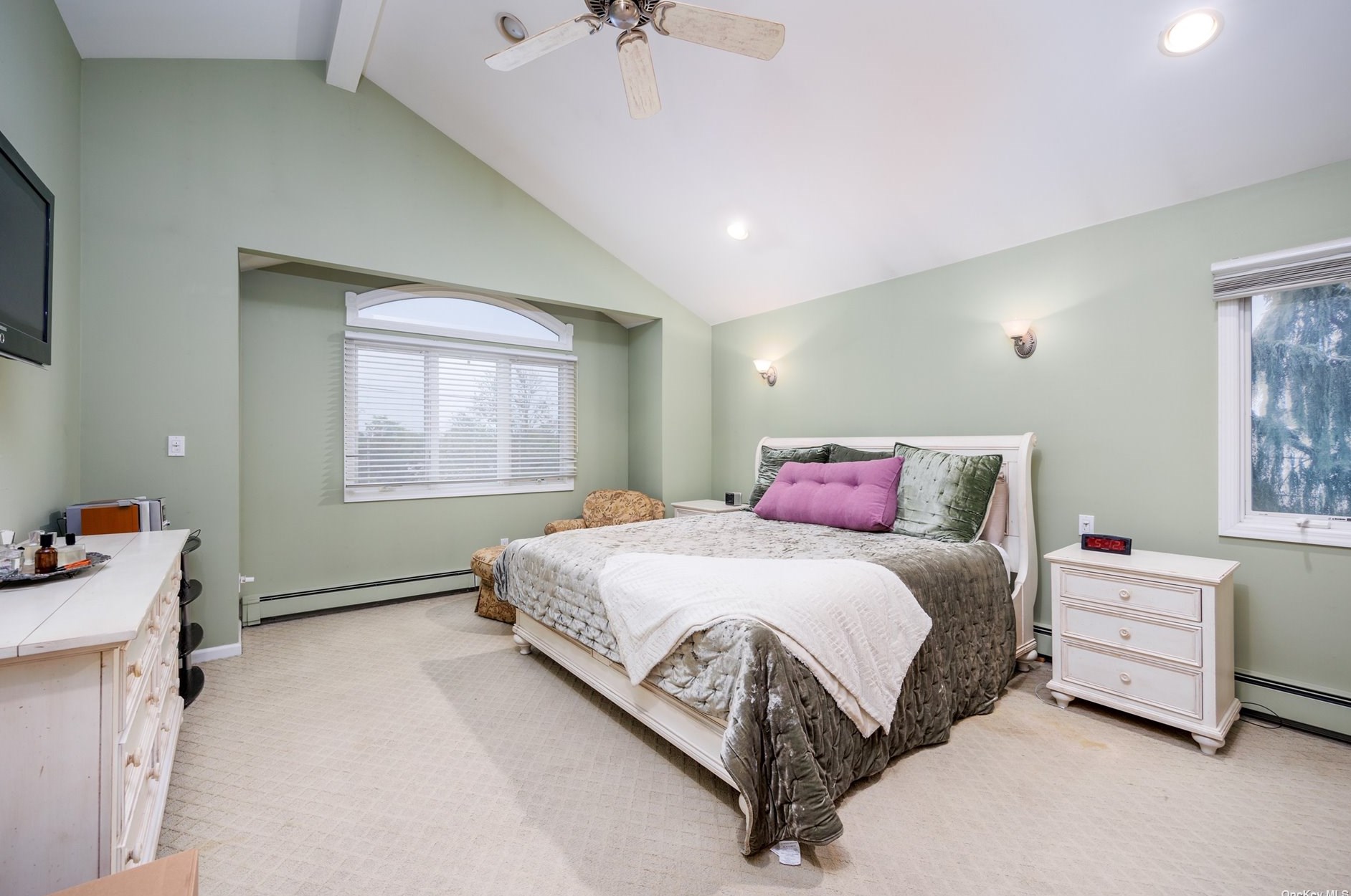 286 Arch St, Rockville Centre NY  11572-4302 exterior