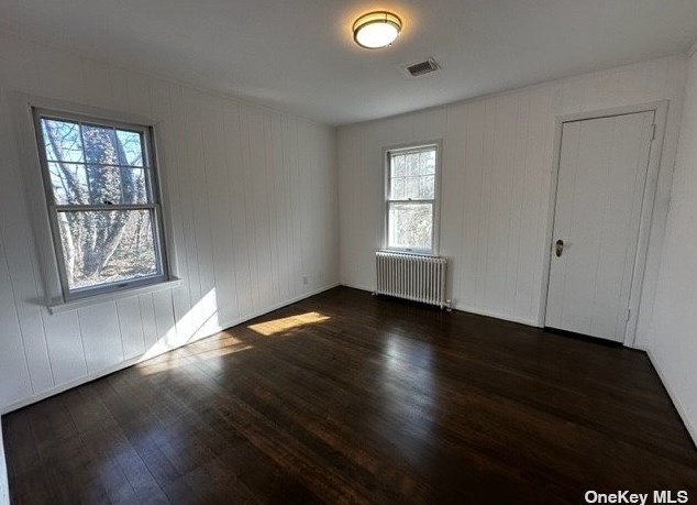 1437 Hallock Ave, Prt Jefferson Station NY  11776-1213 exterior