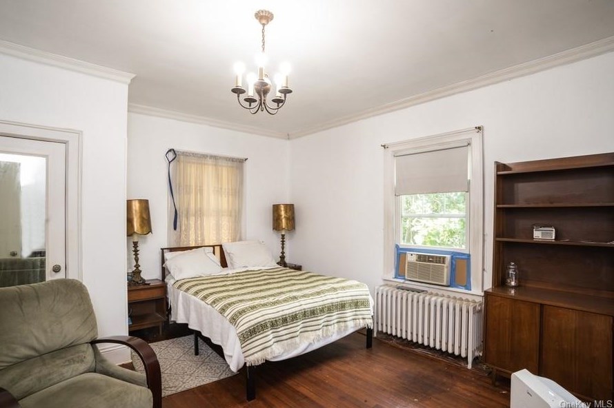 27 Berkeley Ave, Yonkers NY 10705-3712 exterior