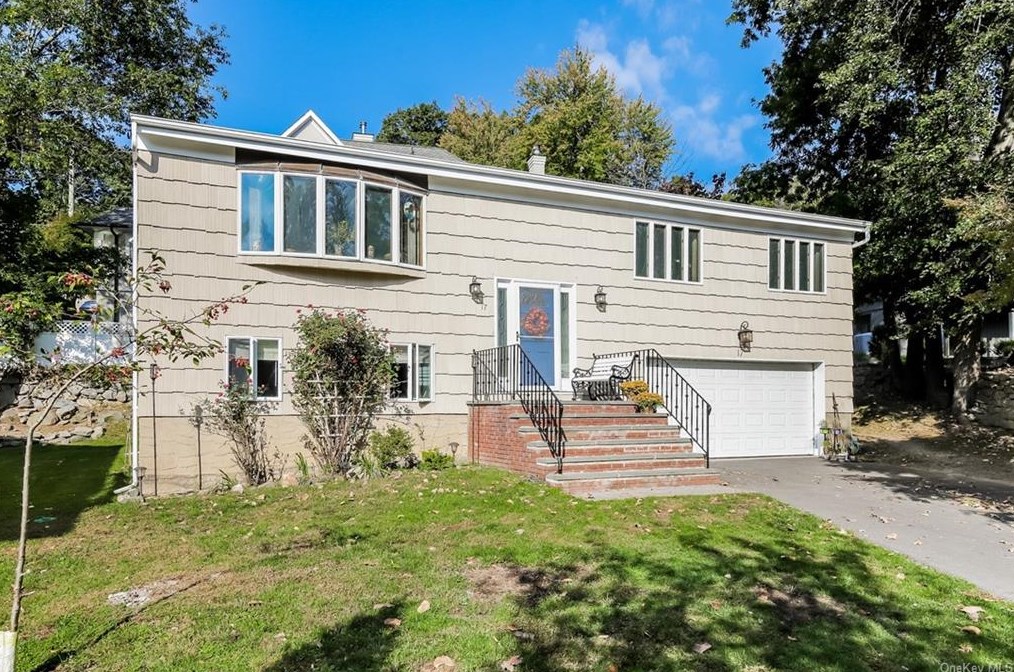 17 Willow Ln, Irvington On Hudson NY  exterior