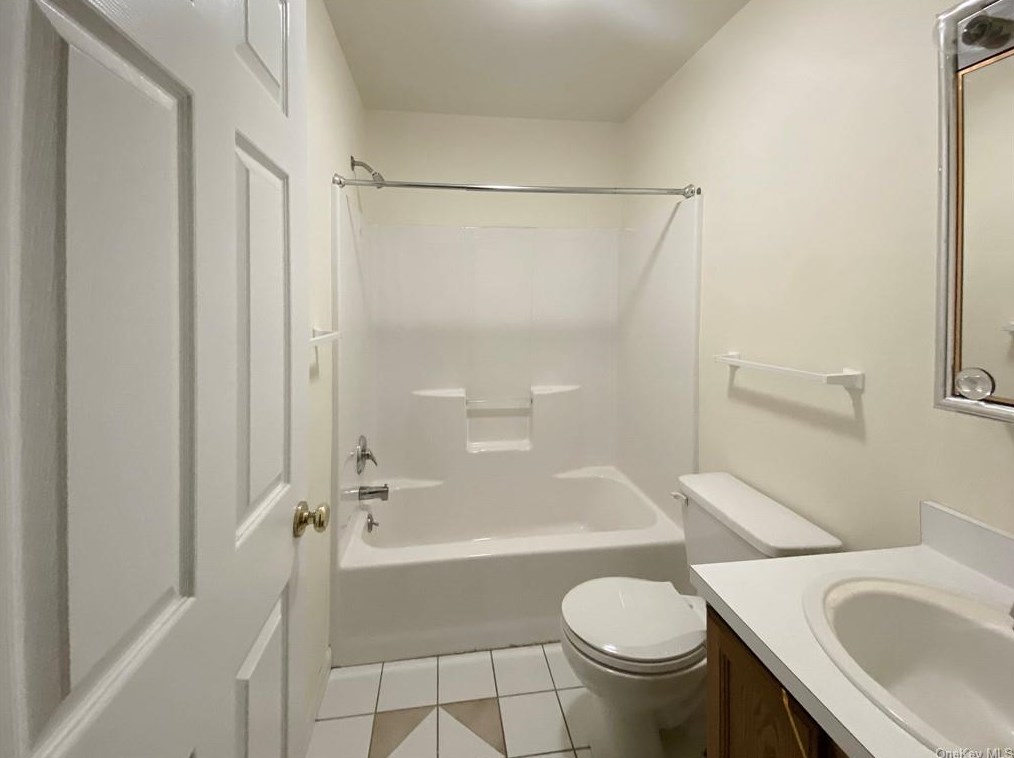 510 Westchester Ave, Rye Brook NY  10573-2815 exterior