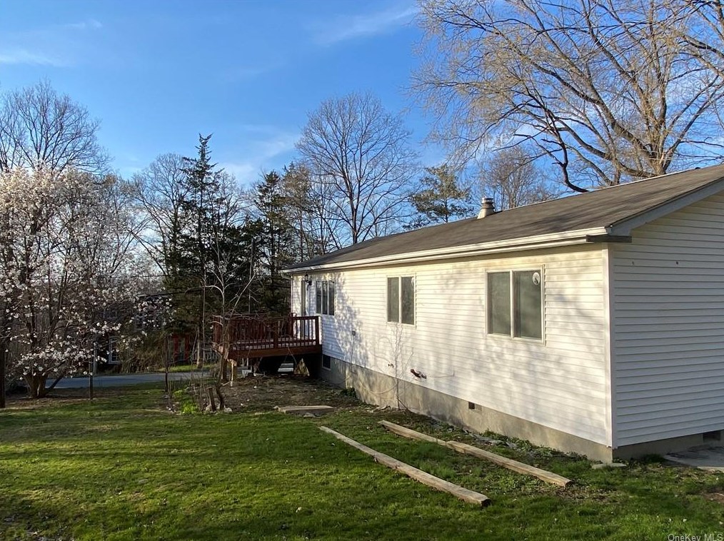 17 Cedar Trl, Monroe NY  10950-6634 exterior