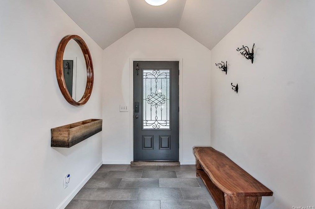 1628 Prospect Ter, Peekskill NY  10566-4833 exterior