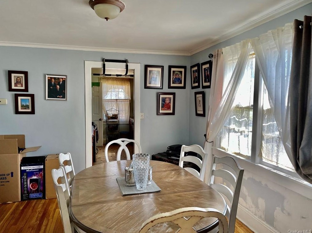 364 Palmer Rd, Yonkers NY  10701-5251 exterior