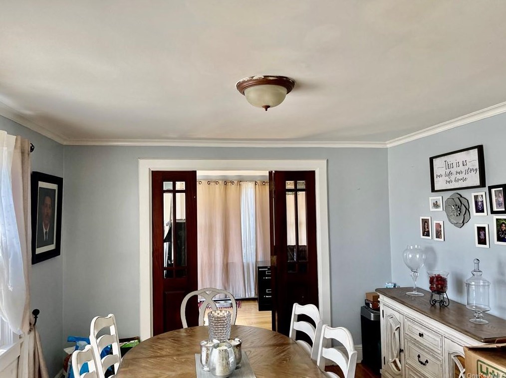 364 Palmer Rd, Yonkers NY  10701-5251 exterior