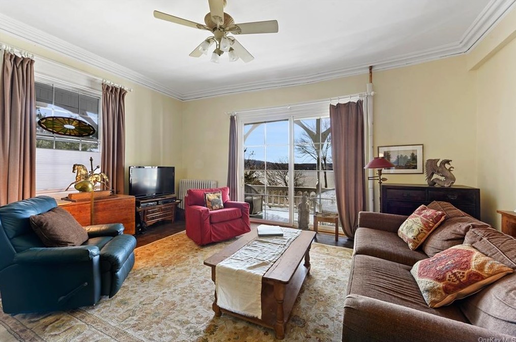 63 Livingston Ave, Dobbs Ferry NY exterior